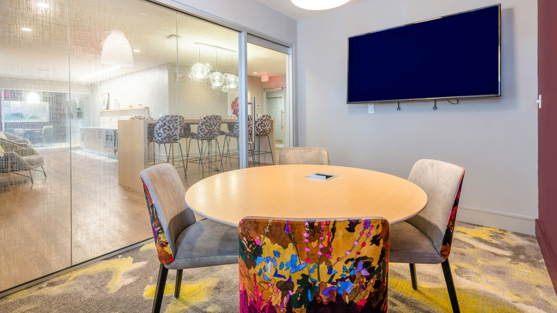 Lounge at Cronin's Landing Apartments (3 of 3)