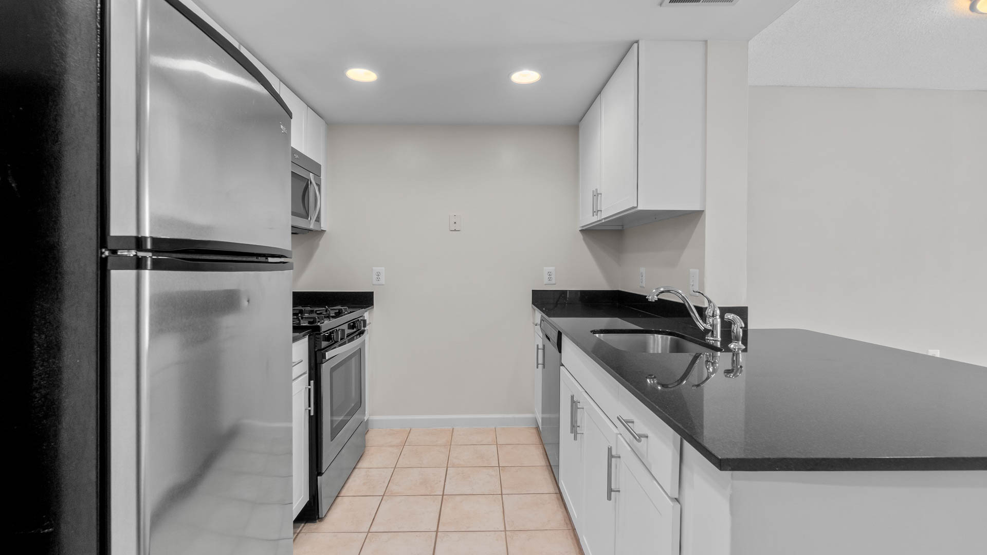 Virginia Square Apartments 6 of 12