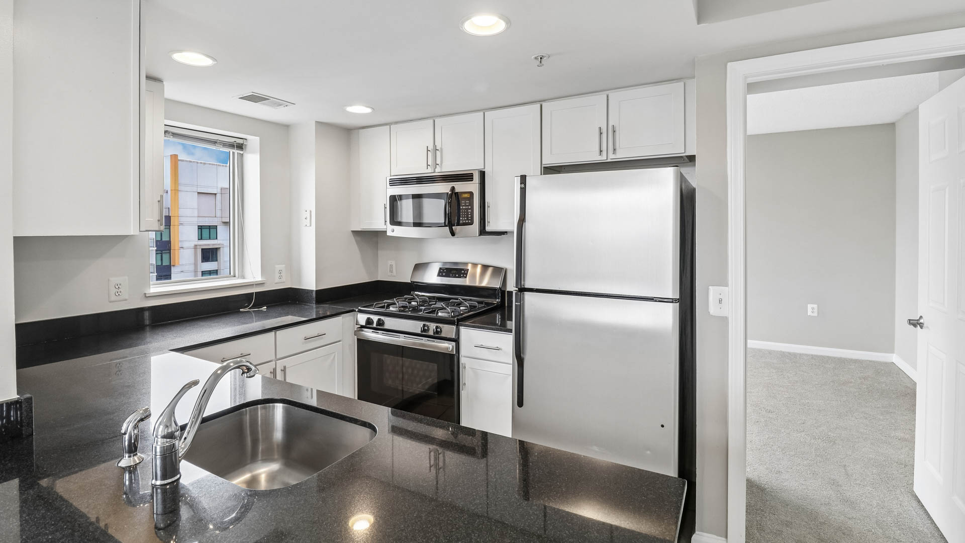 Virginia Square Apartments 5 of 12