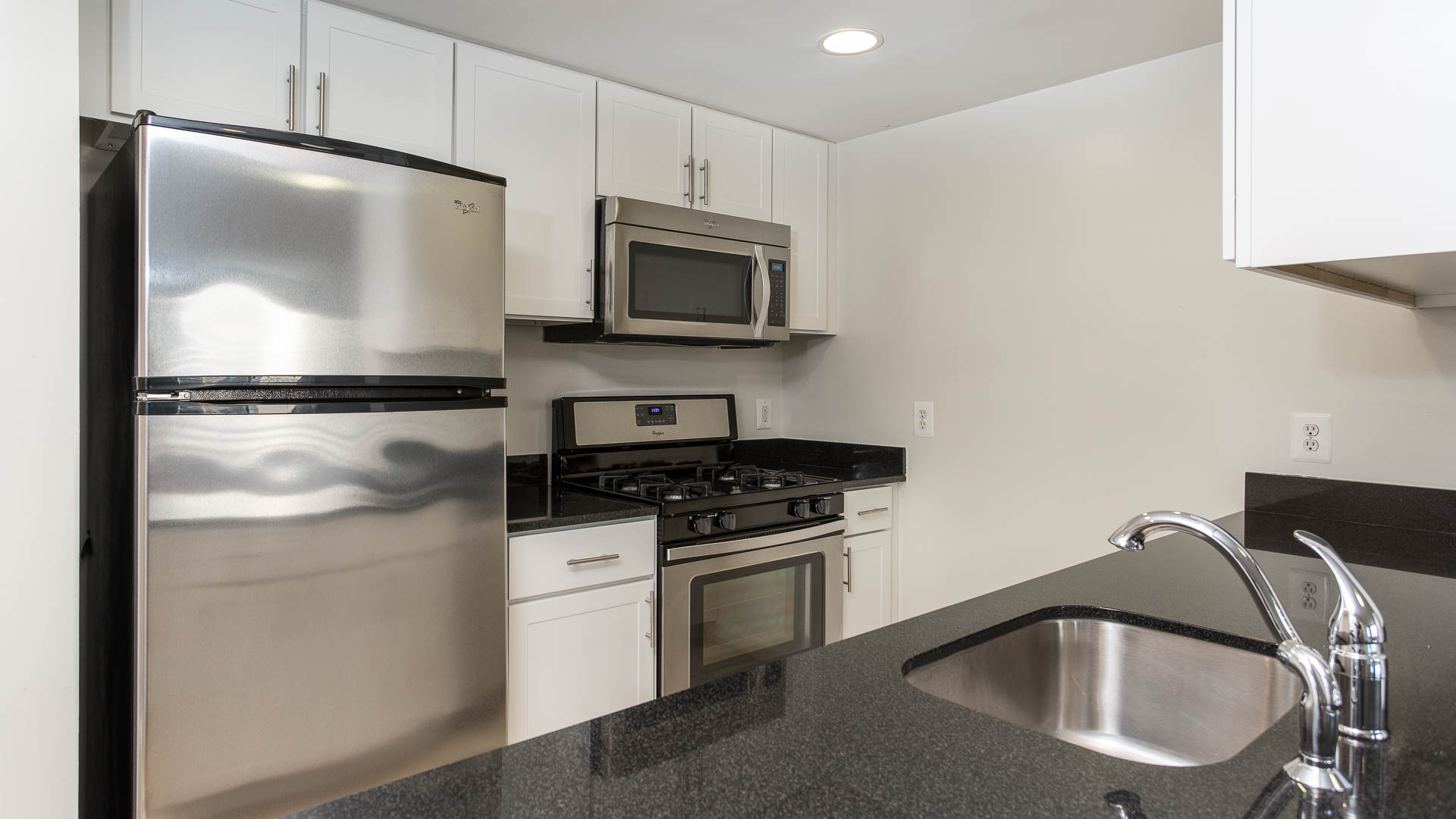 Virginia Square Apartments 7 of 12