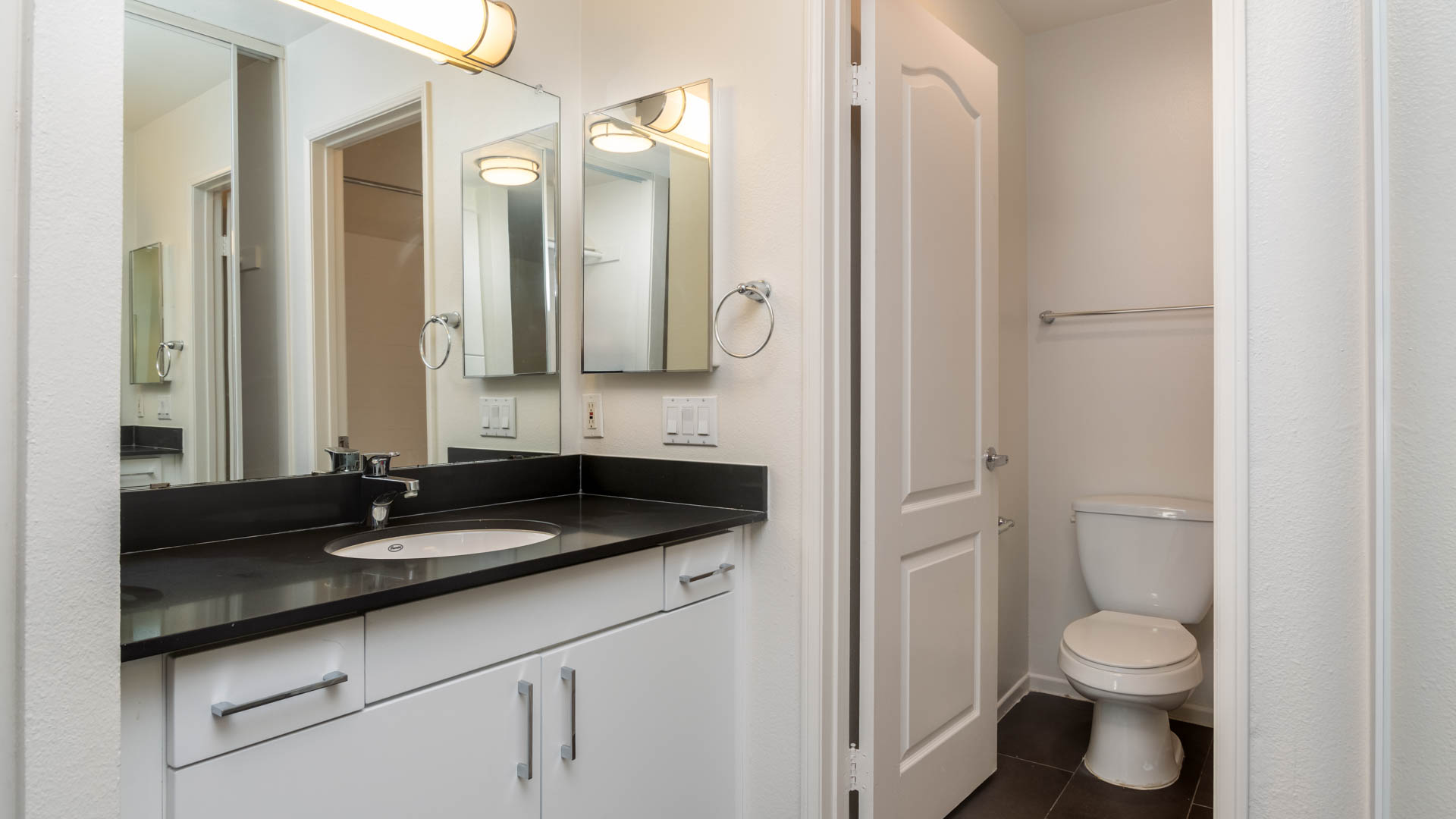 The Village at Del Mar Heights Apartments 7 of 12