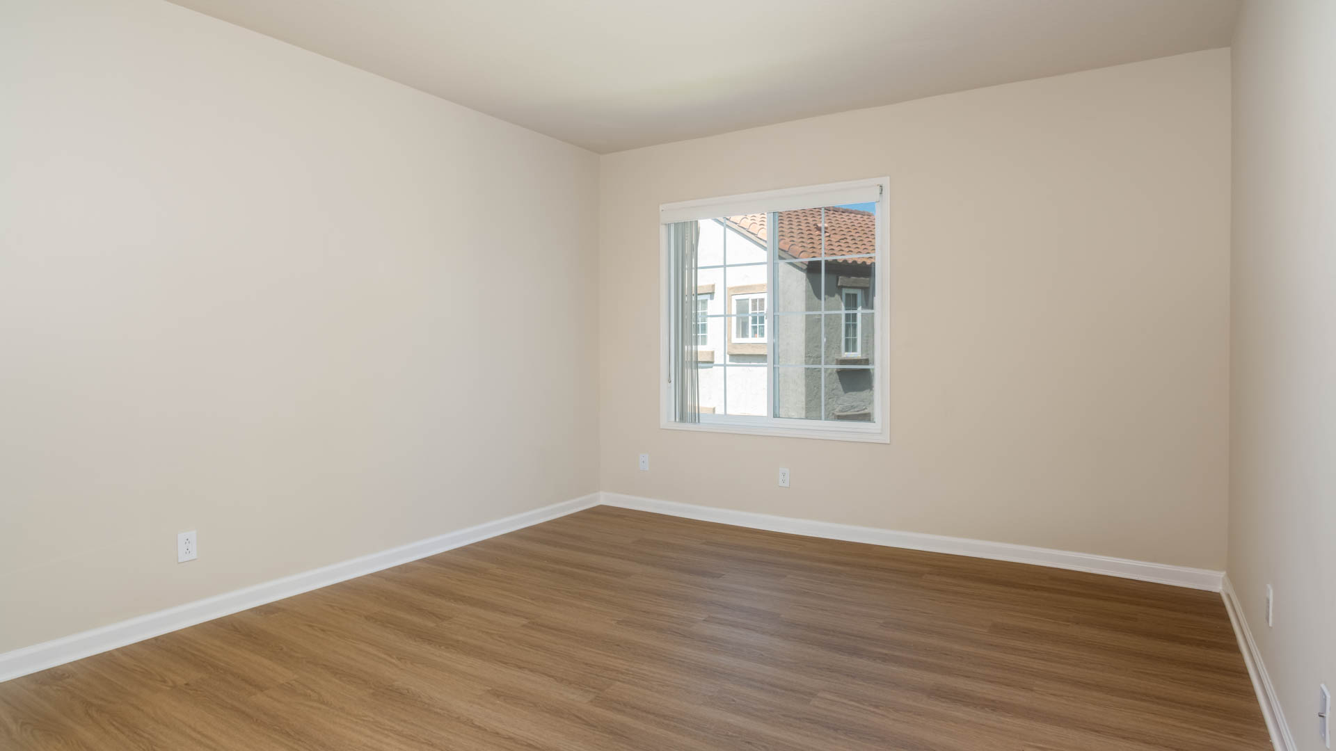The Village at Del Mar Heights Apartments 9 of 12