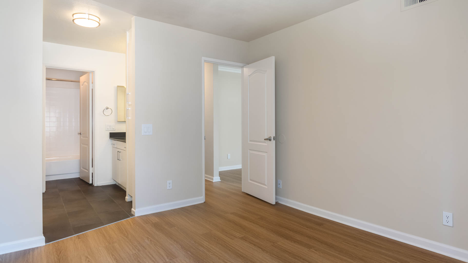 The Village at Del Mar Heights Apartments 10 of 12