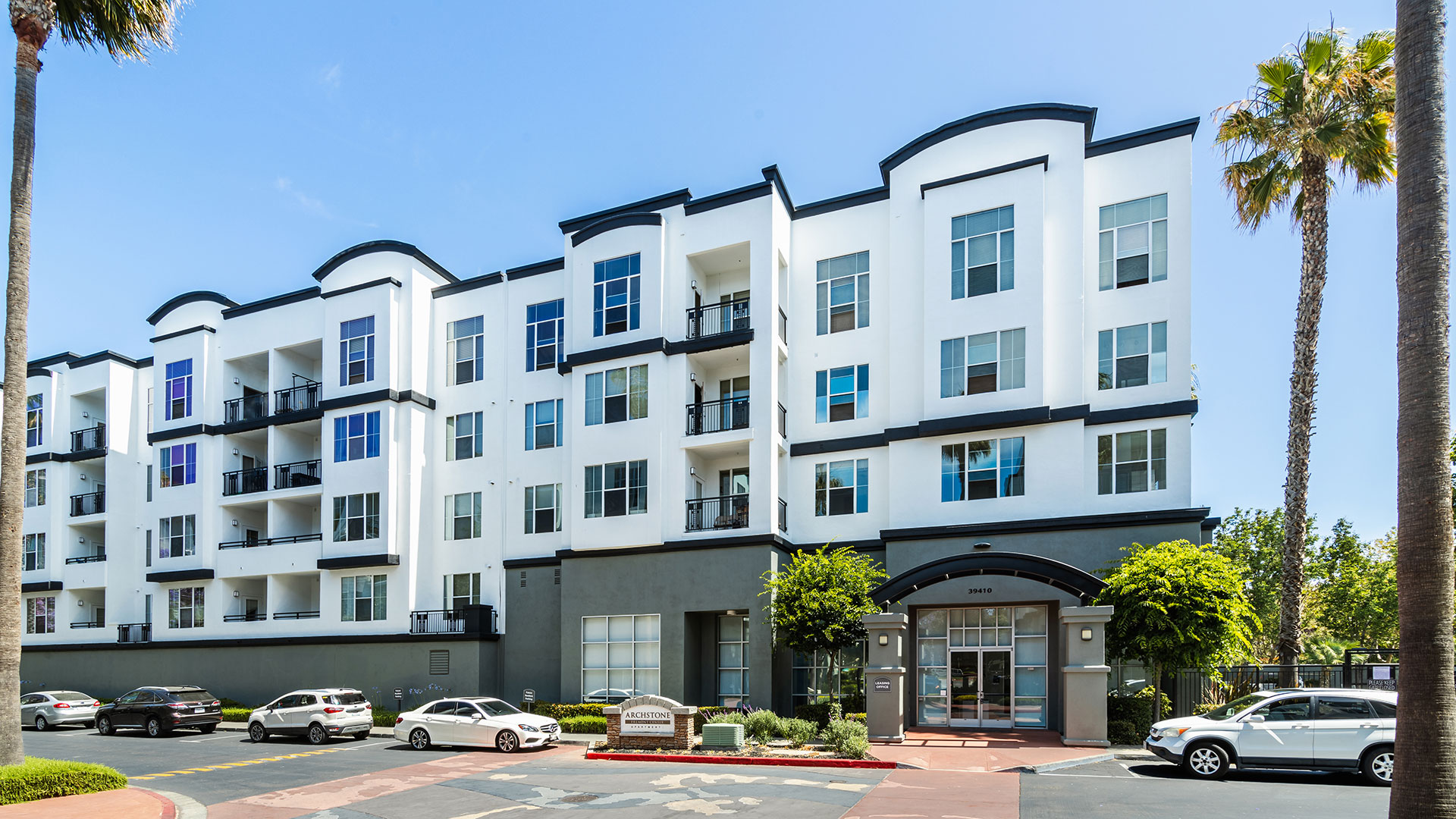 Archstone Fremont Center Apartments 2 of 12
