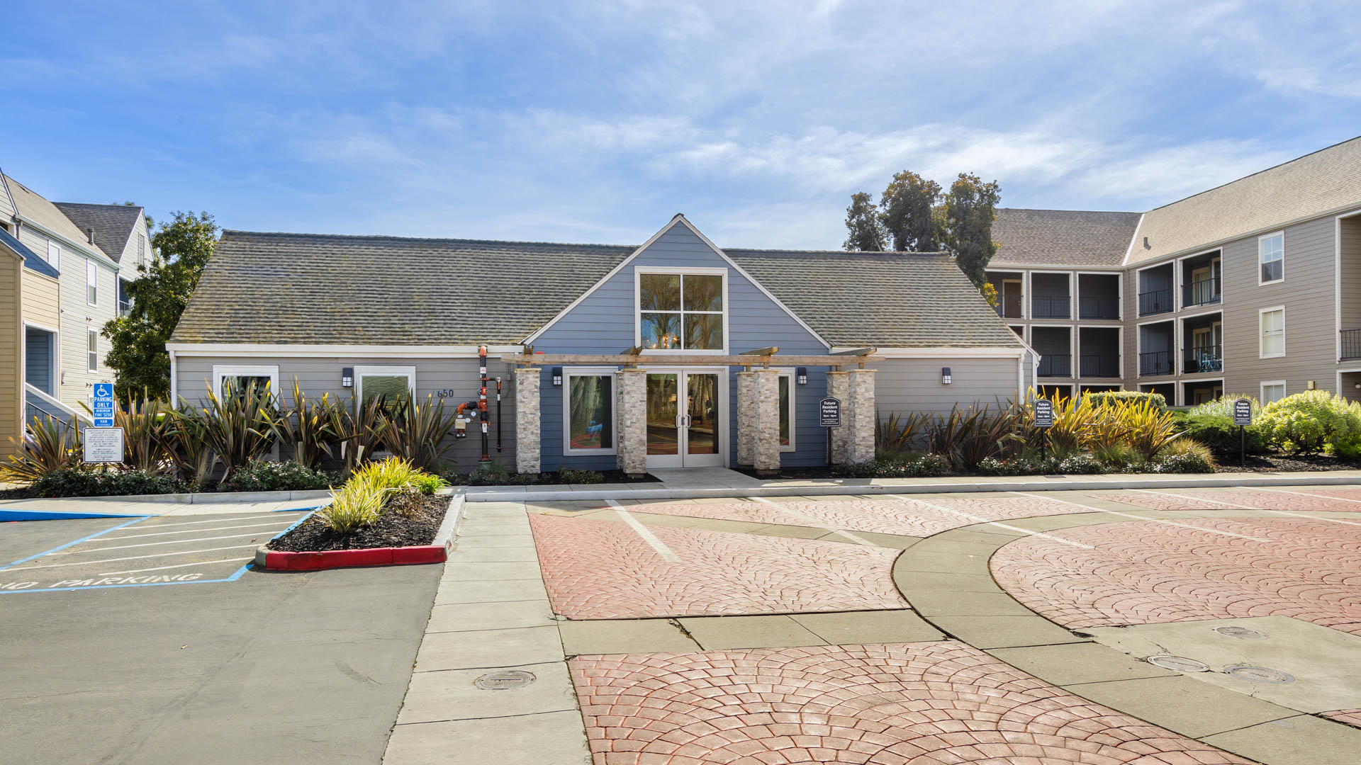 Lobby at Riva Terra Apartments at Redwood Shores (1 of 2)