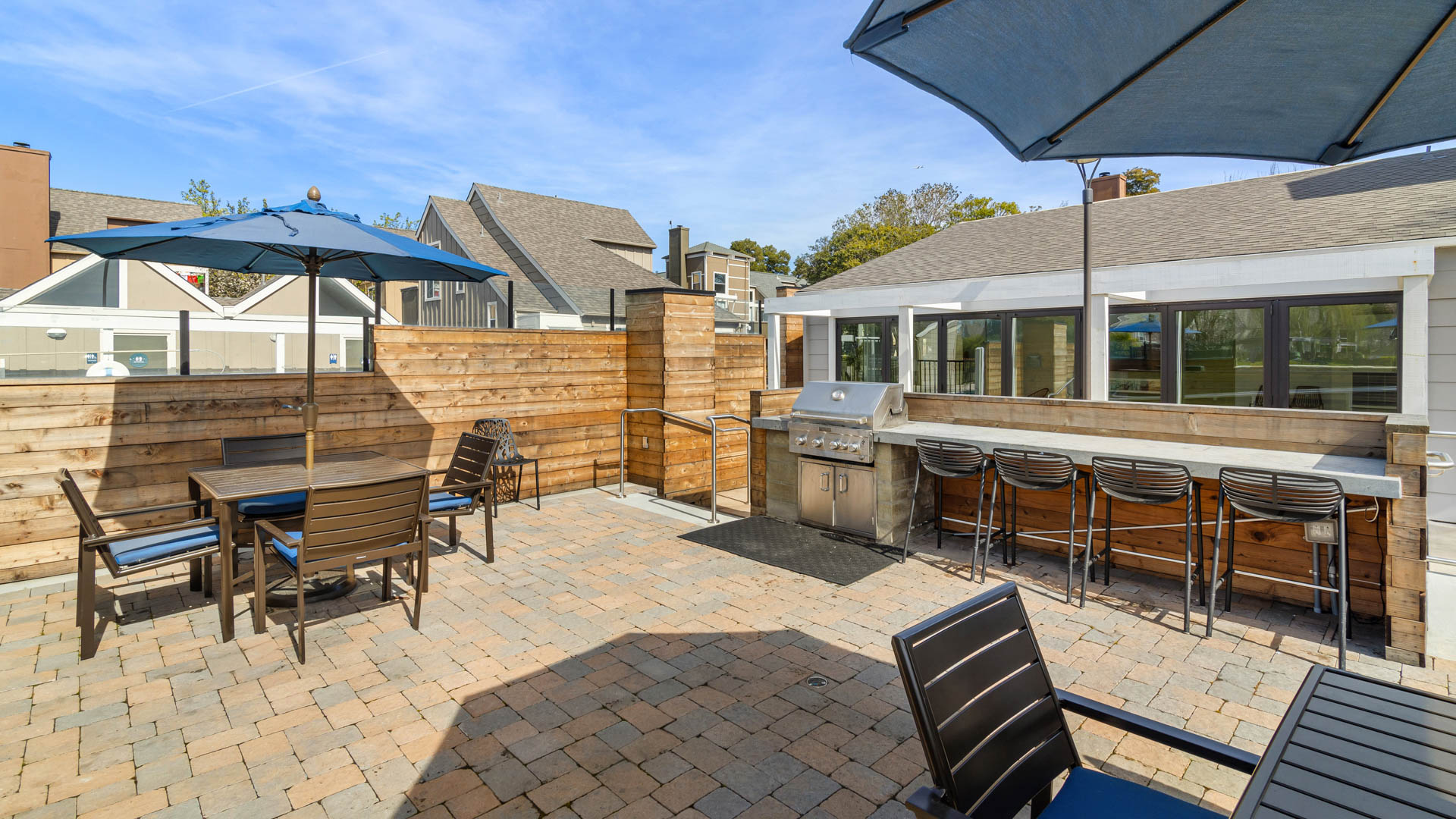 Grill area at Riva Terra Apartments at Redwood Shores (1 of 2)