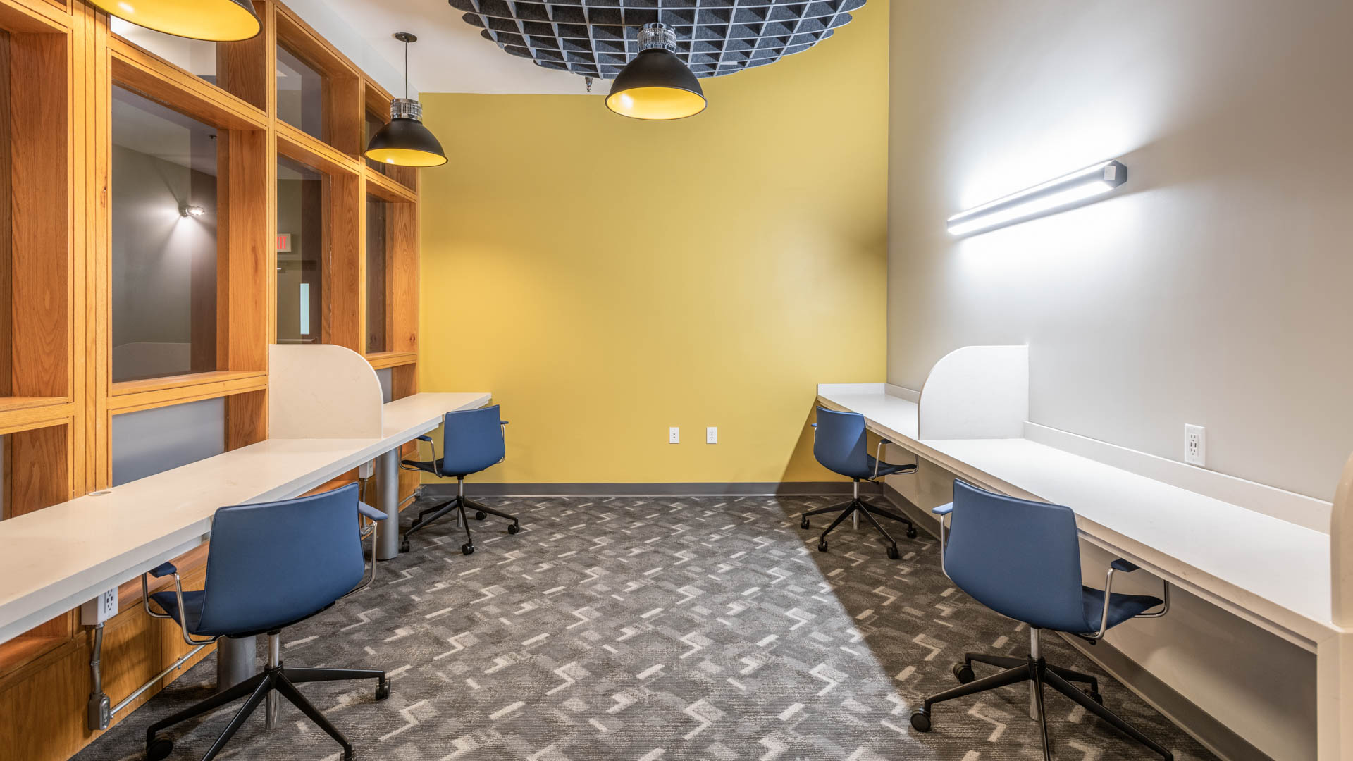 Work space at Lofts at Kendall Square Apartments (3 of 4)