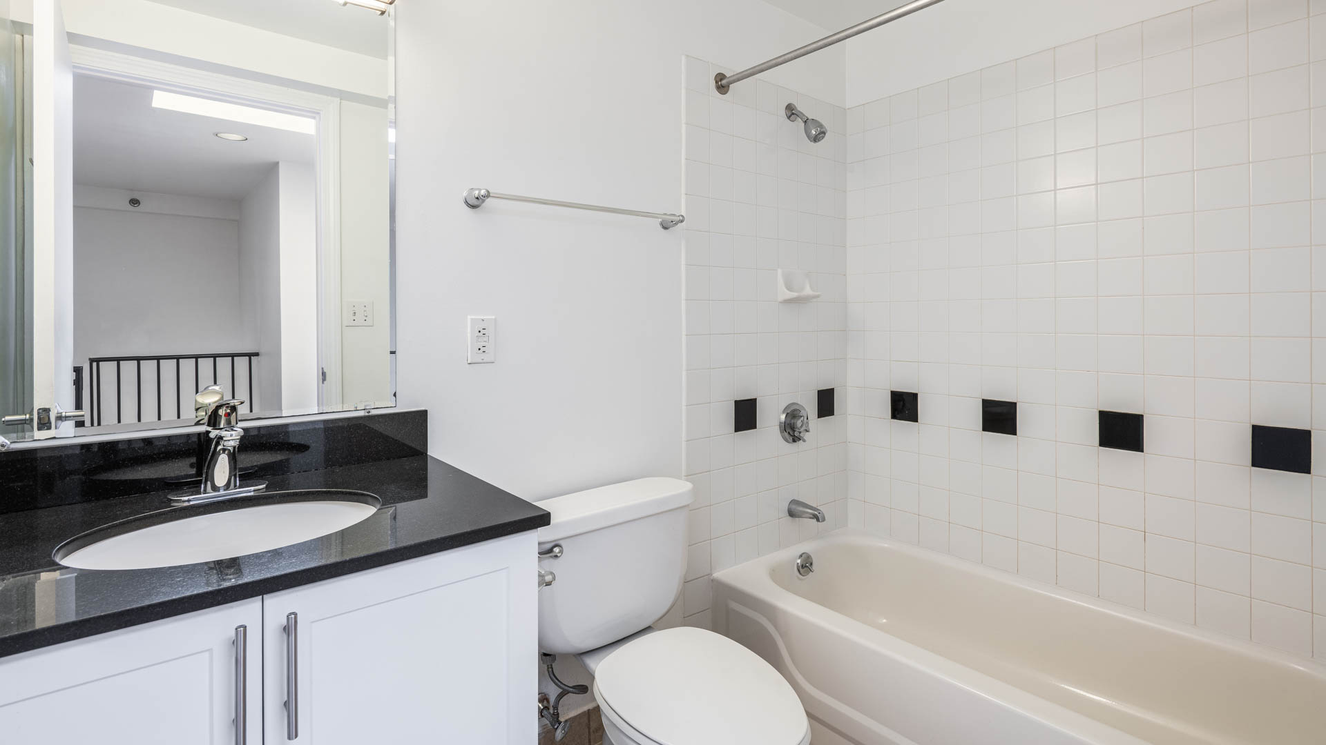Lofts at Kendall Square Apartments 4 of 11