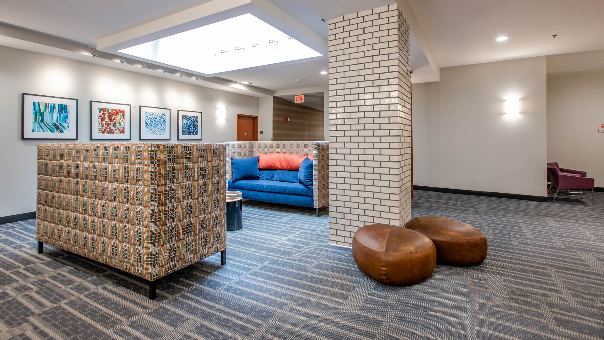 Lounge at Lofts at Kendall Square Apartments (7 of 7)