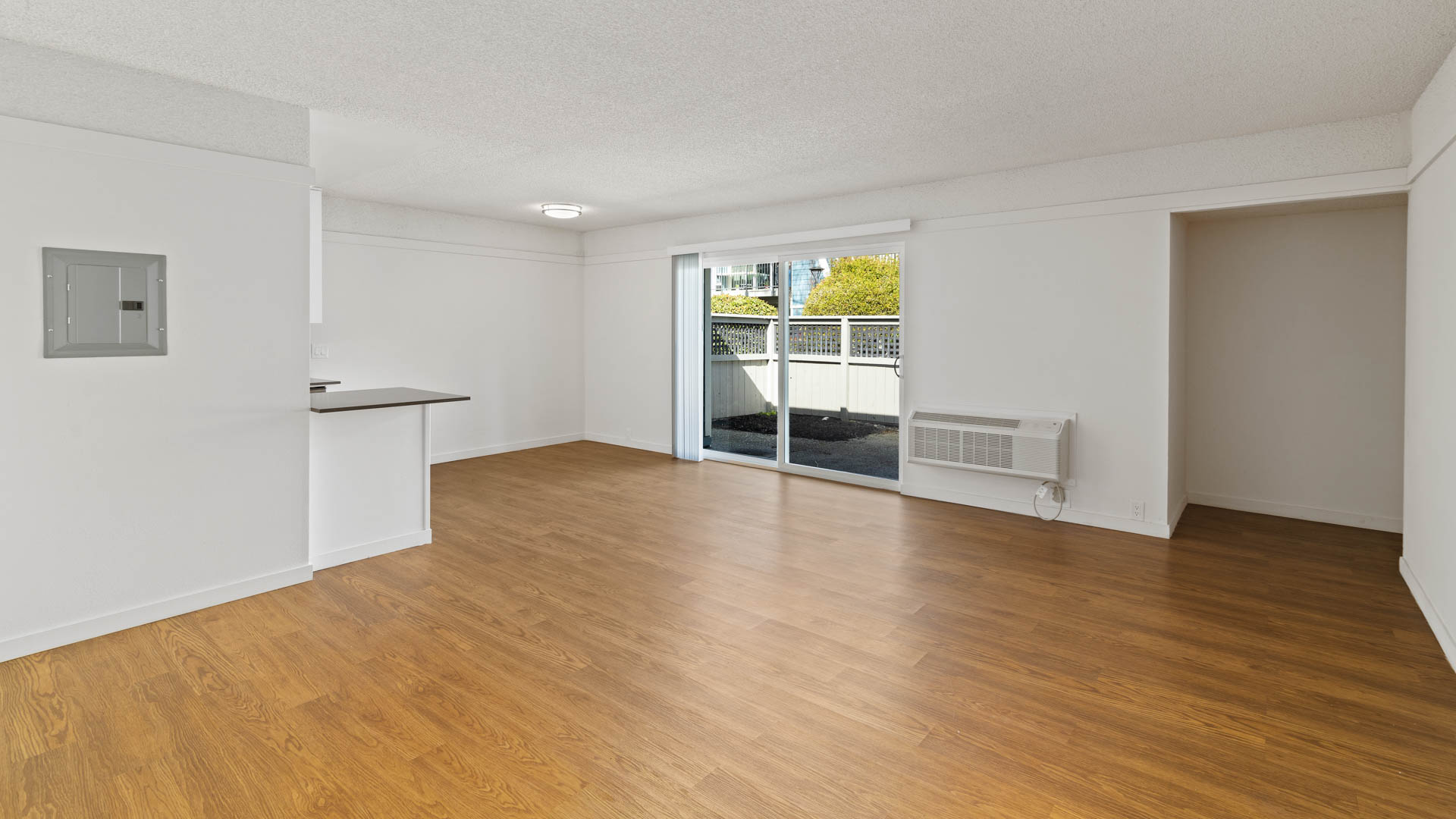 Reserve at Mountain View Apartments 6 of 12