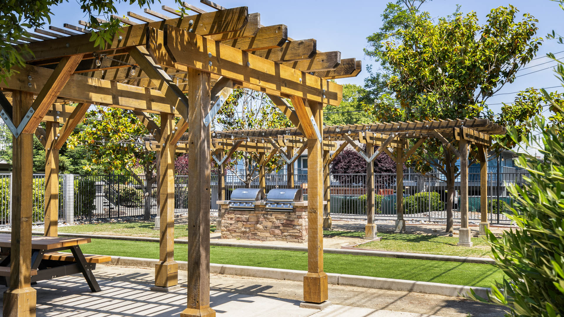 Grill area at Reserve at Mountain View Apartments (2 of 3)