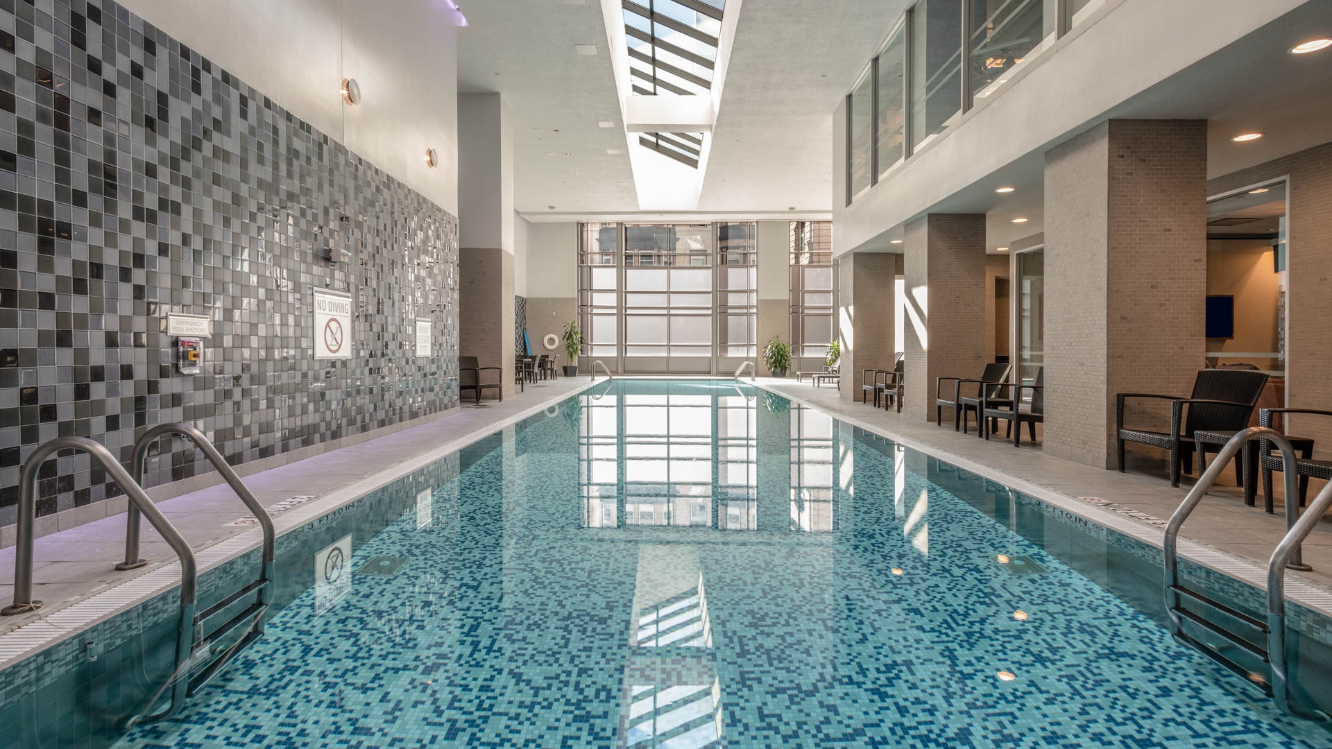 Pool at 660 Washington Apartments (1 of 2)