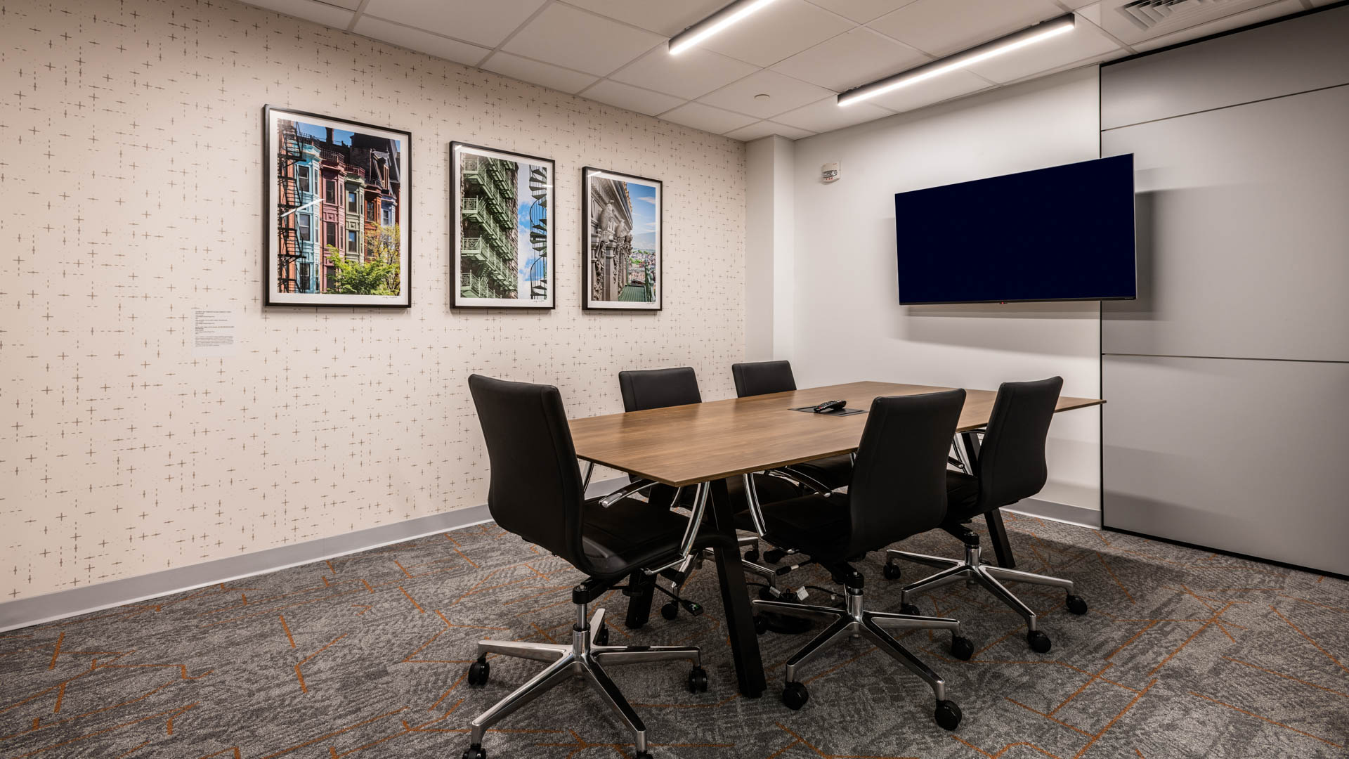 Work space at 660 Washington Apartments (4 of 4)
