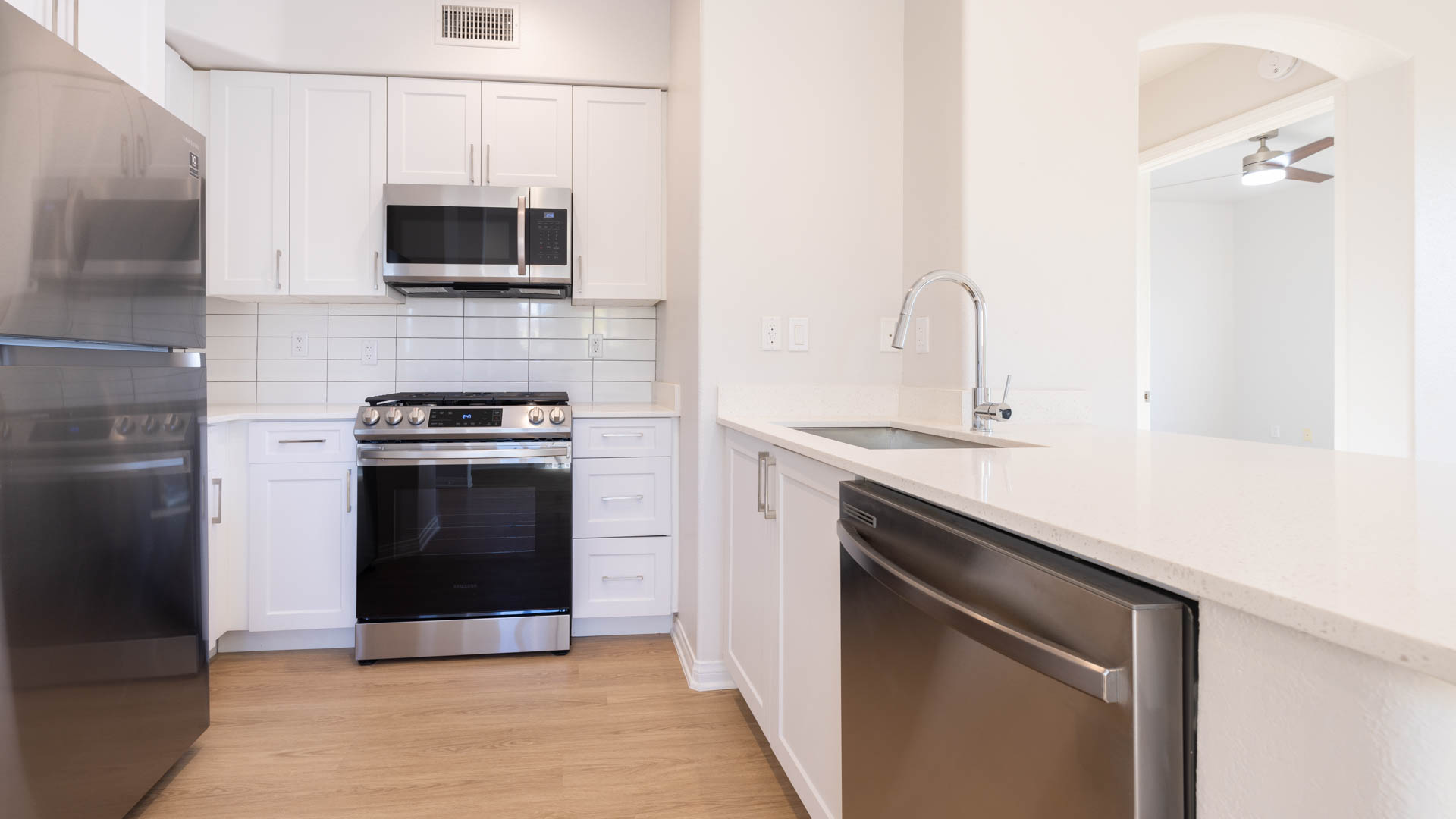 Mariposa at Playa del Rey Apartments 7 of 12