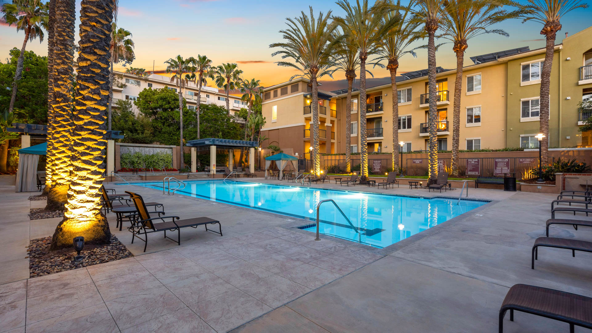 Mariposa at Playa del Rey Apartments 4 of 12