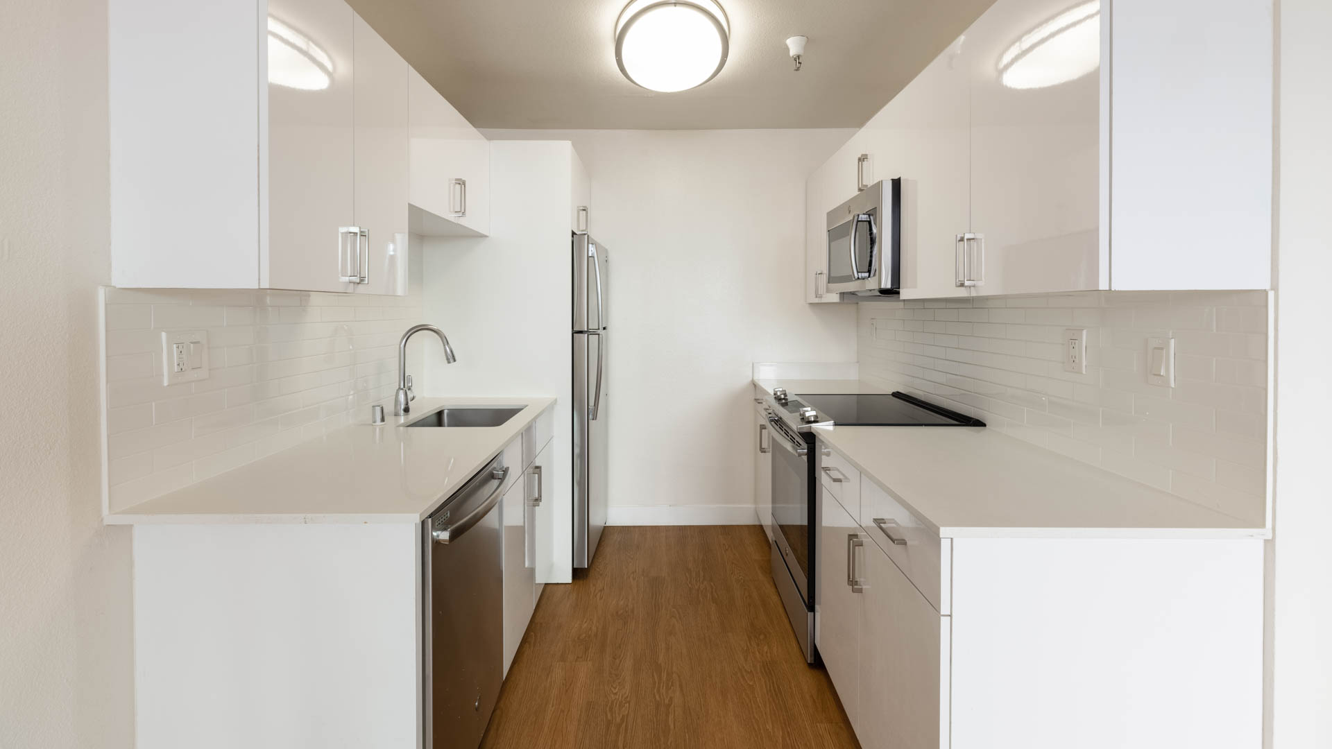 SoMa Square Apartments 1 of 8