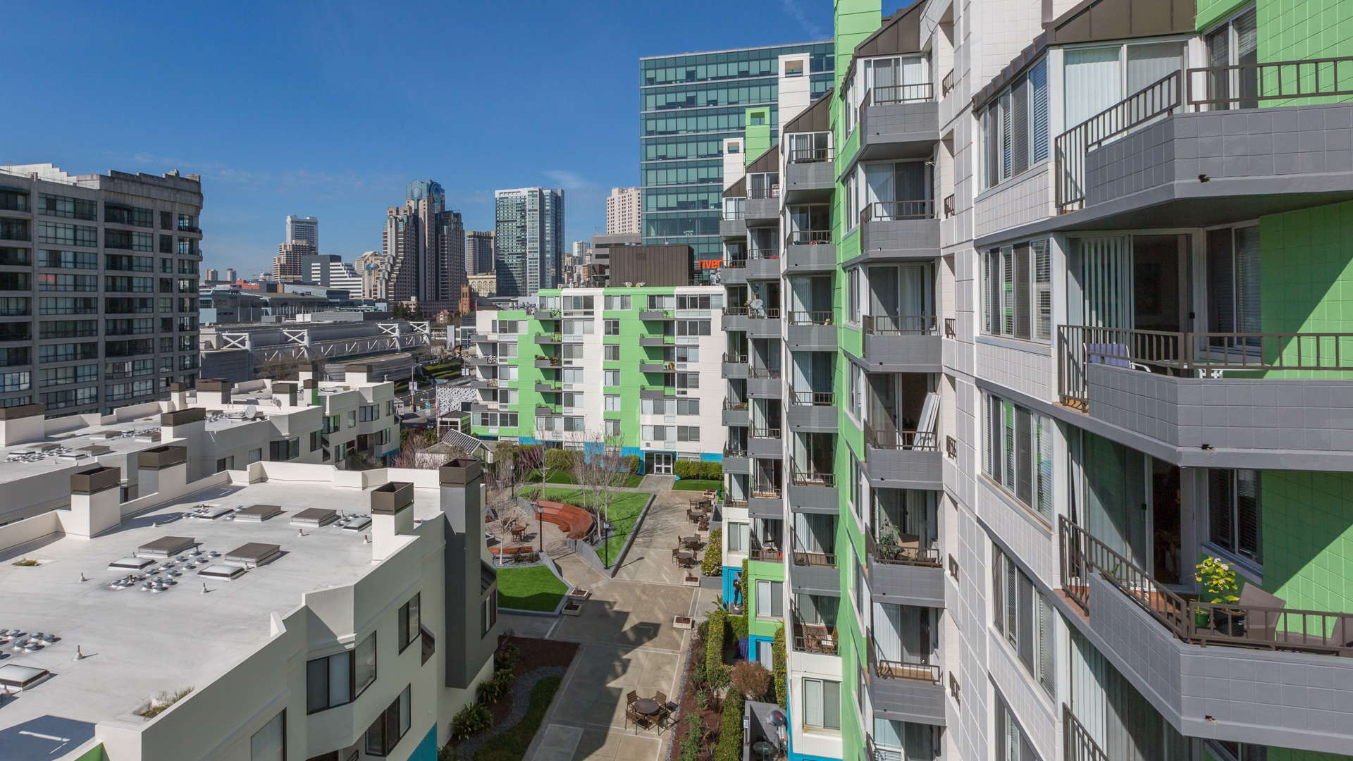 SoMa Square Apartments 78 of 80