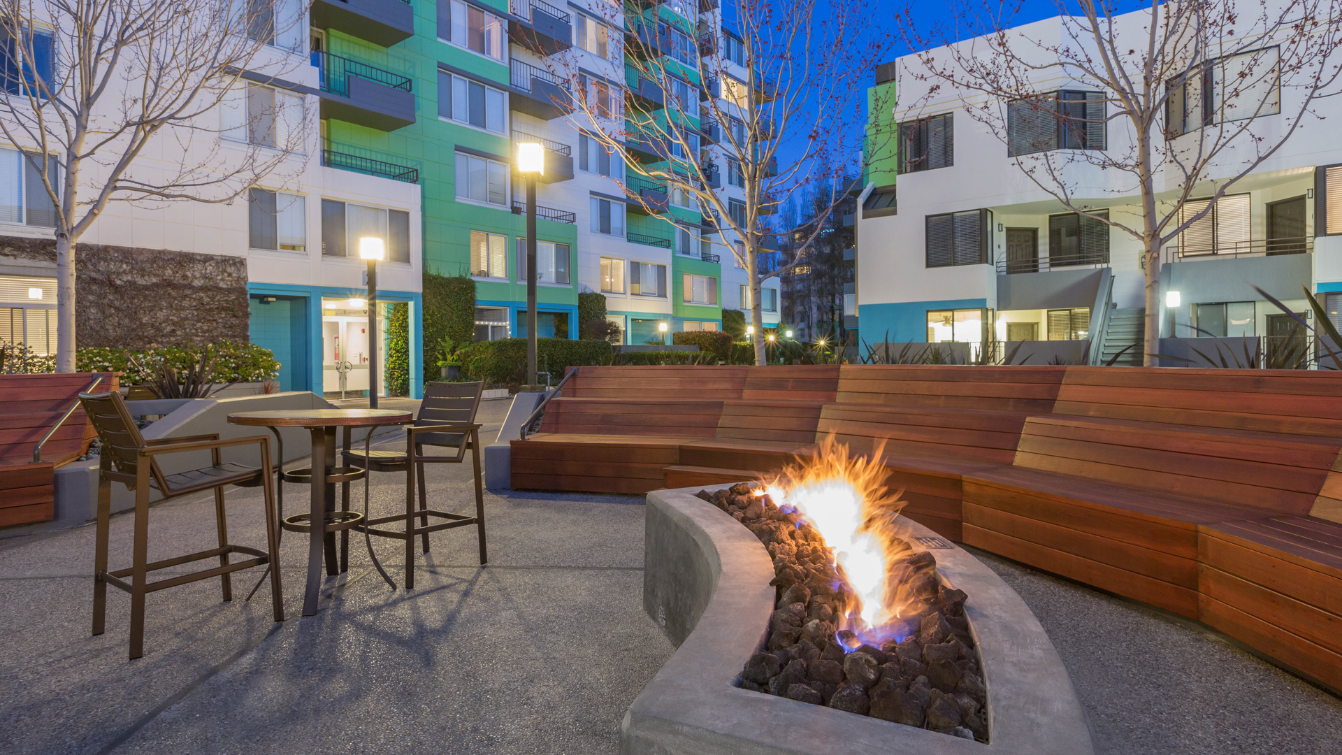 Courtyard at SoMa Square Apartments (1 of 4)
