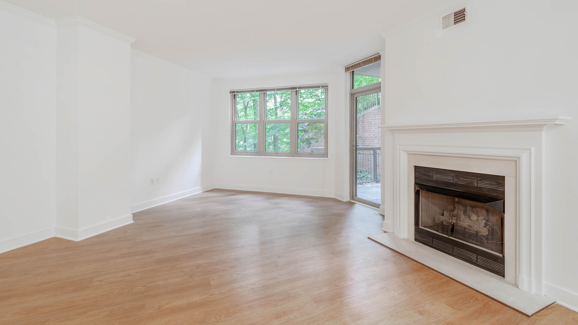 Park Connecticut Apartments 6 of 12