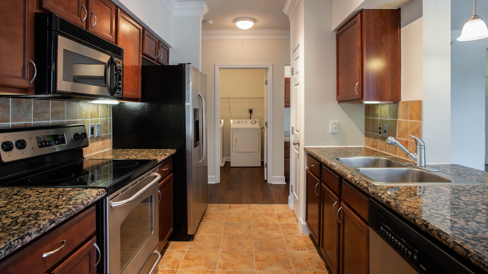 Quarry Hills Apartments 3 of 11