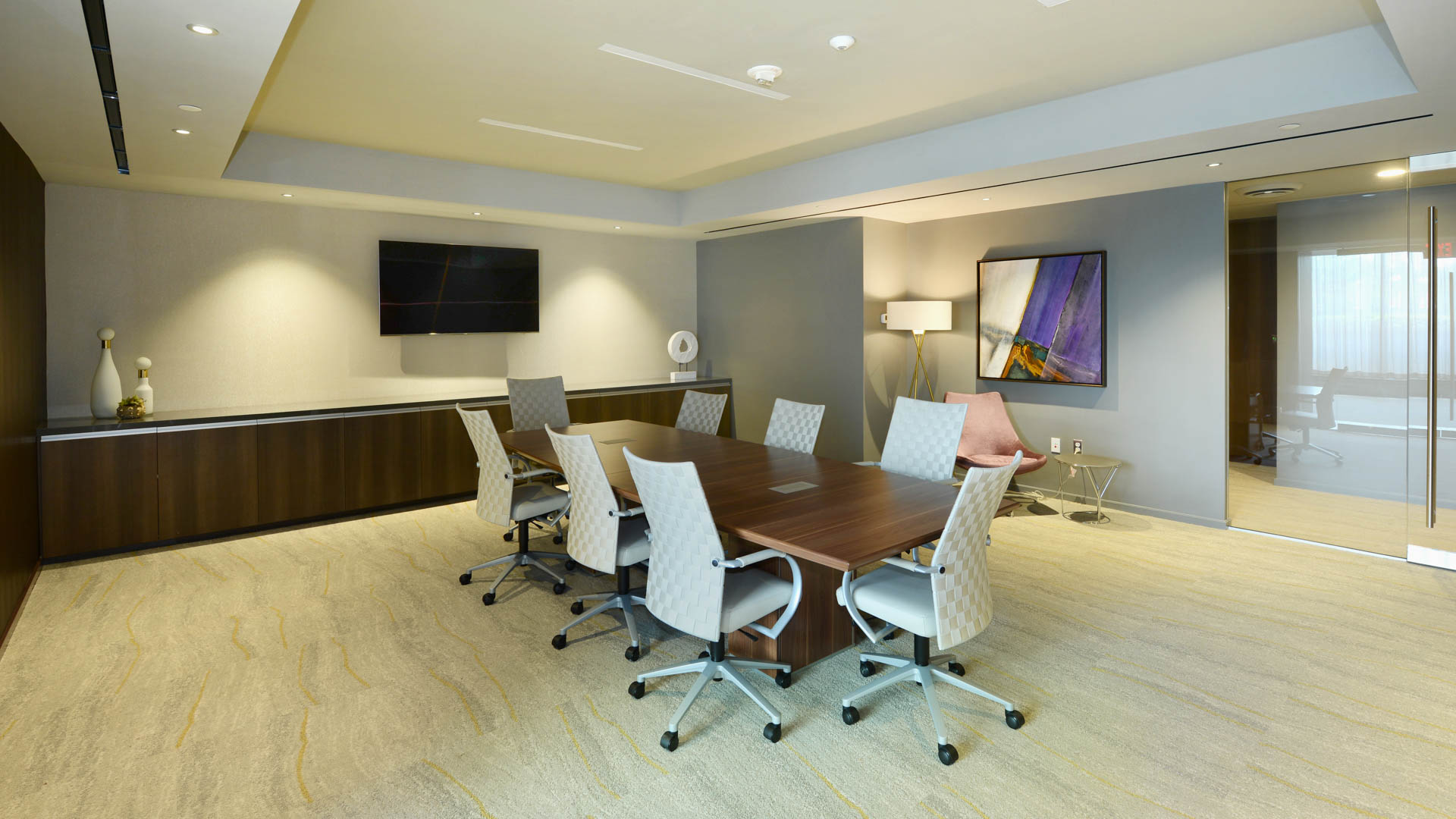 Work space at Water Park Towers Apartments (2 of 2)