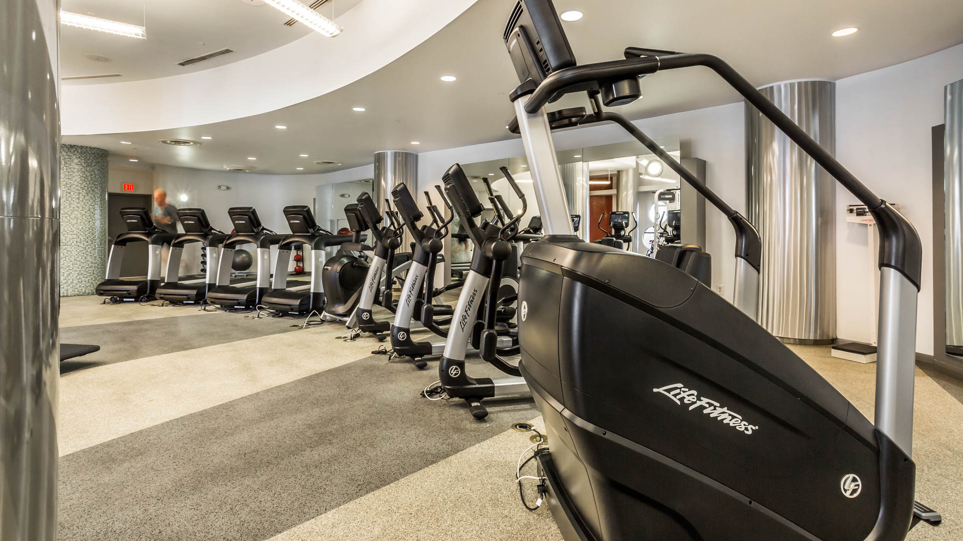 Gym at Water Park Towers Apartments (1 of 4)