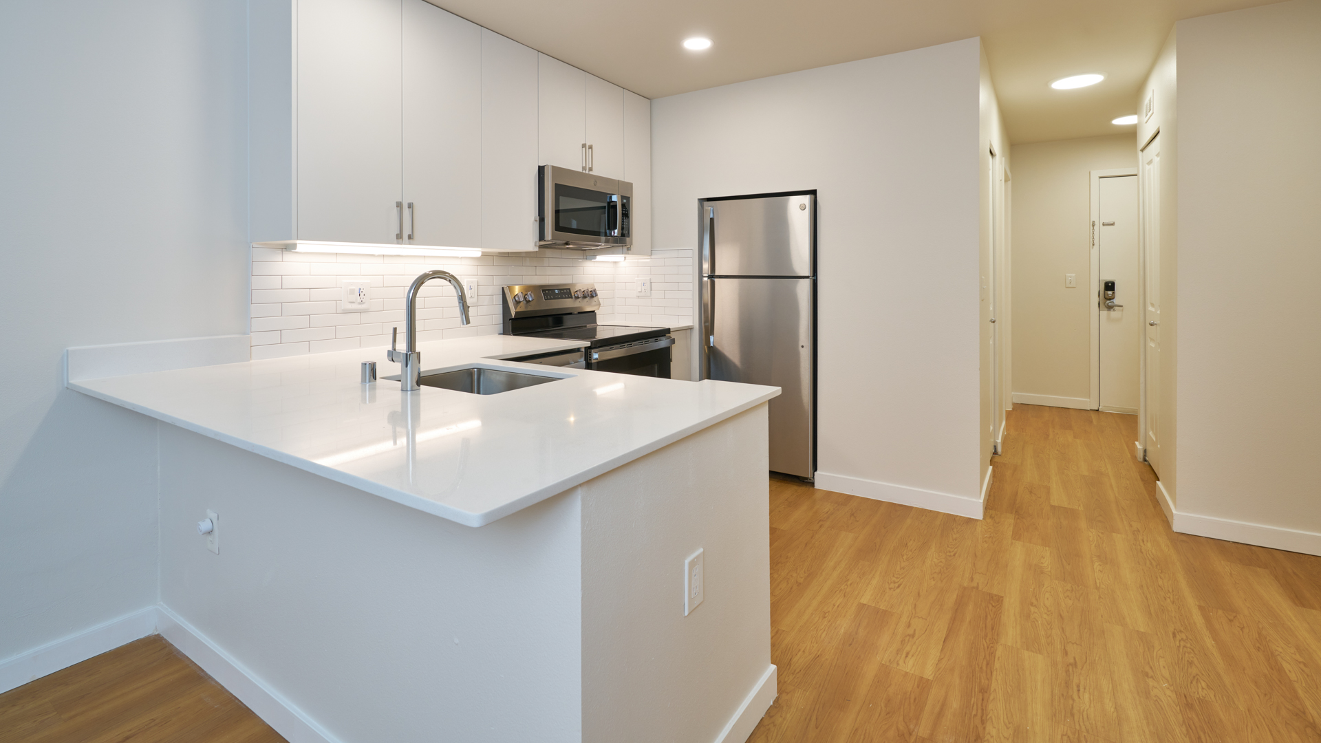 City Square Bellevue Apartments 5 of 12