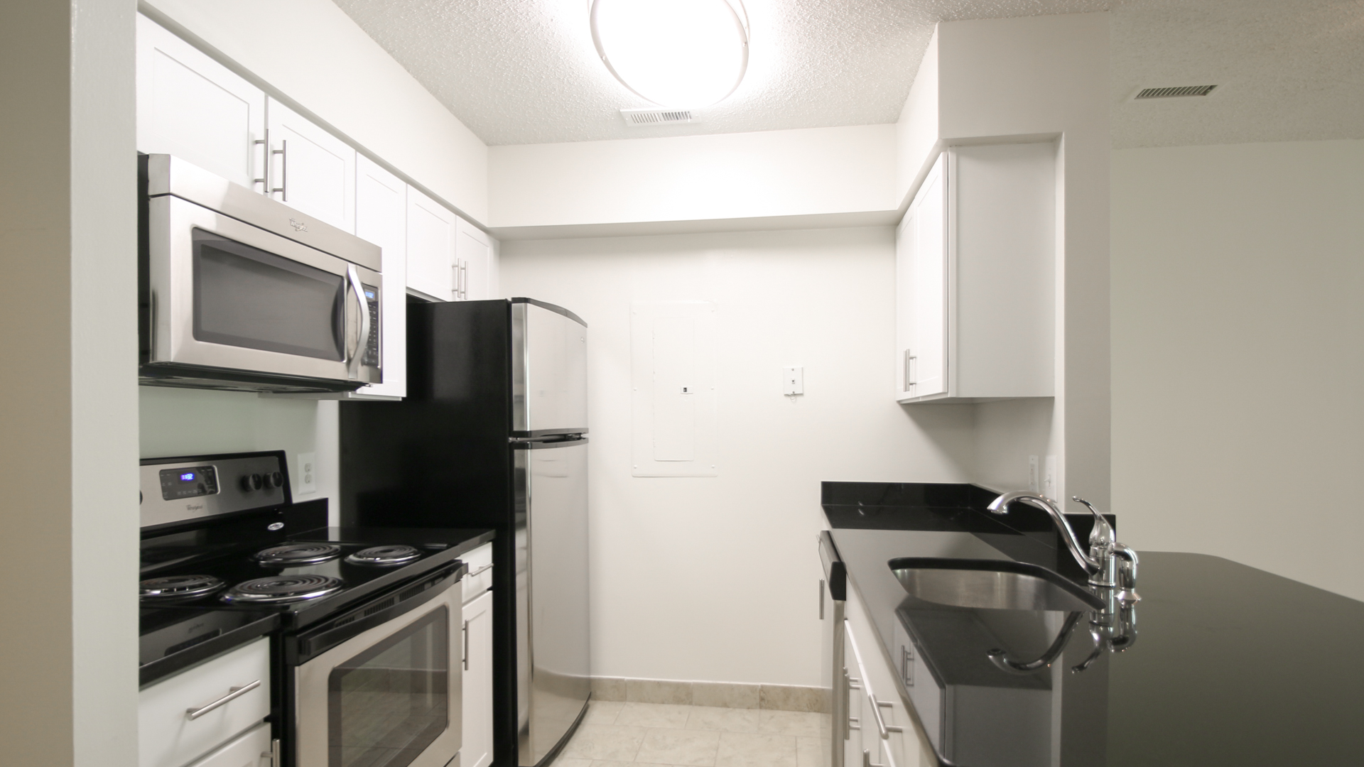 2501 Porter Apartments 1 of 14