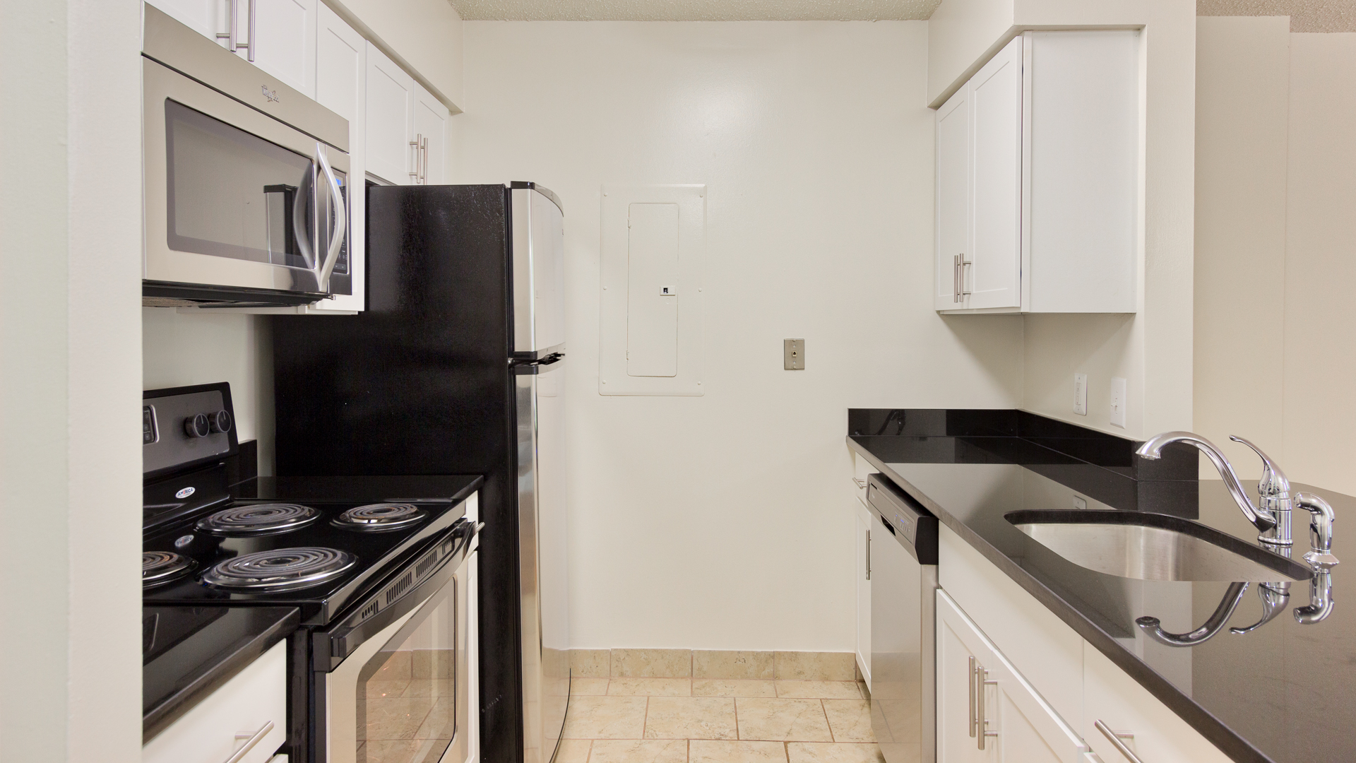 2501 Porter Apartments 6 of 17
