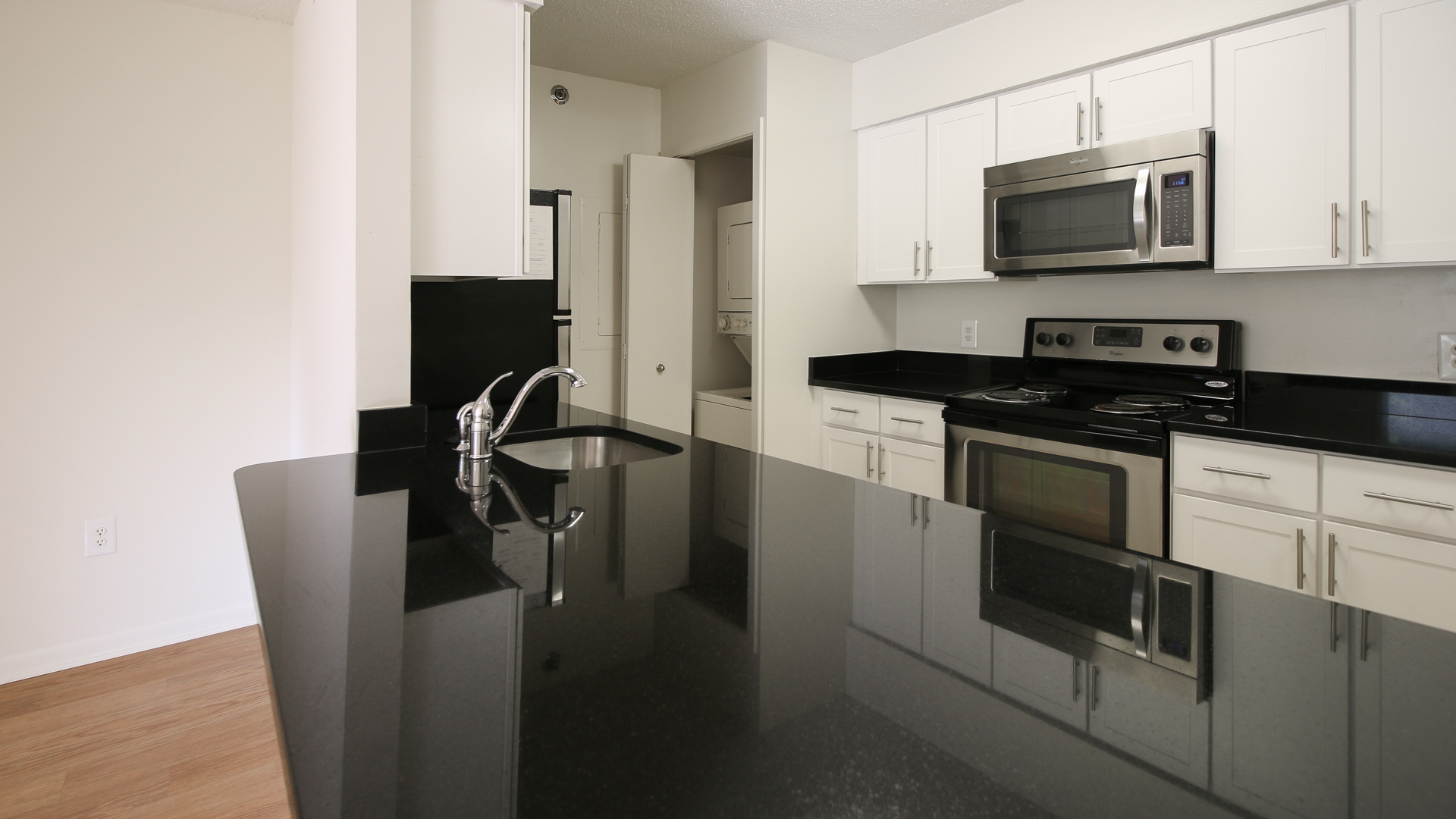 2501 Porter Apartments 1 of 16