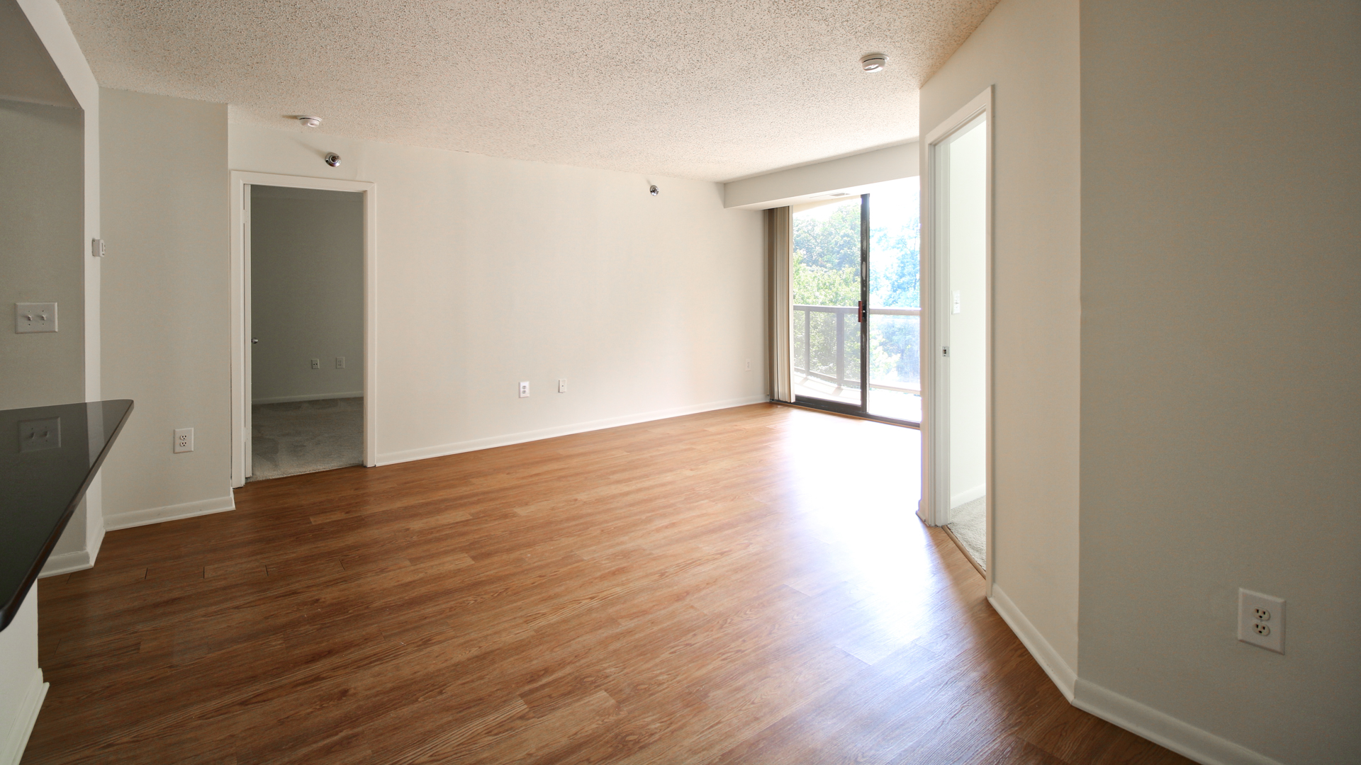 2501 Porter Apartments 3 of 16
