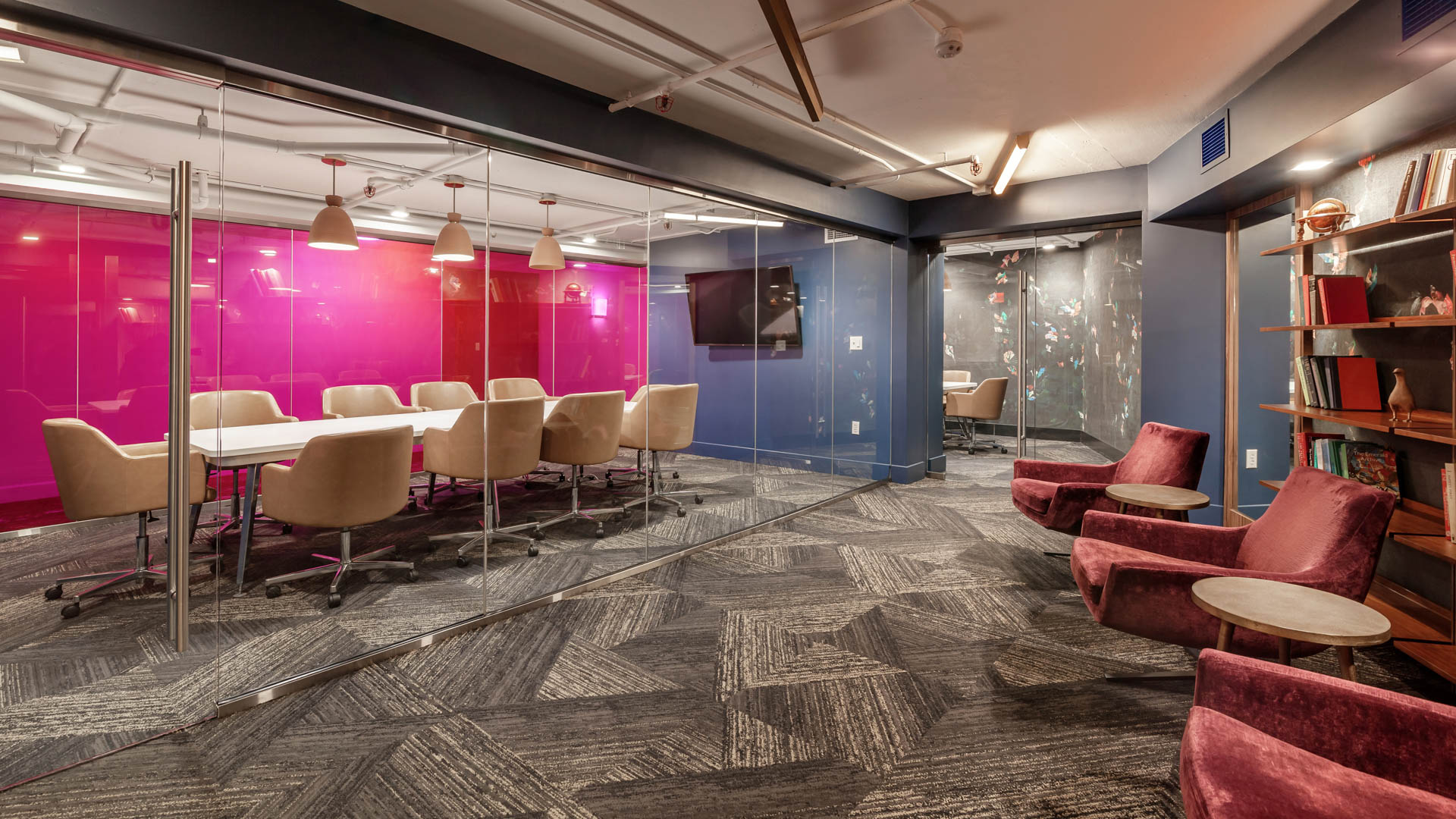 Work space at 2501 Porter Apartments
