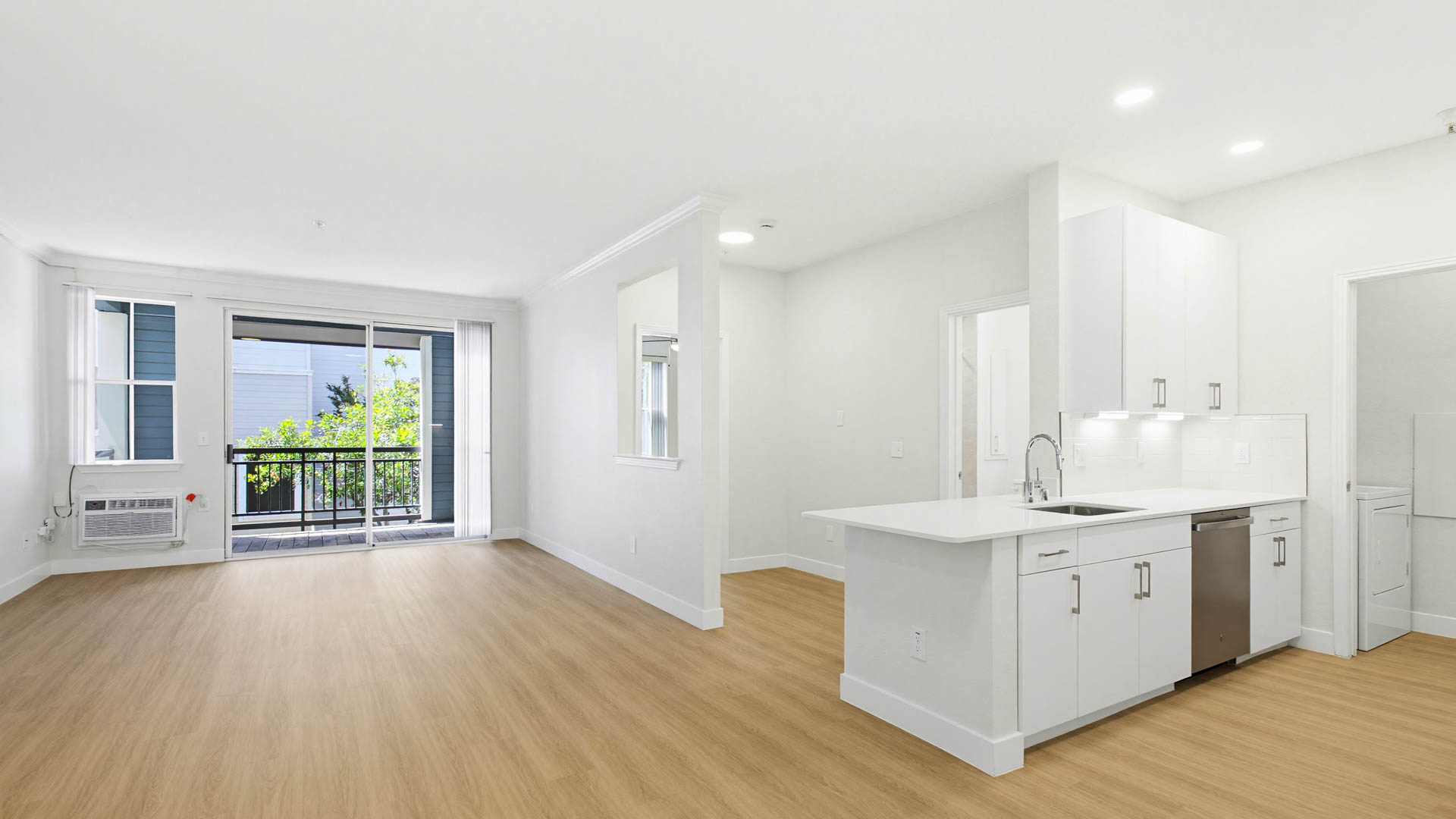 City Gate at Cupertino Apartments 7 of 12
