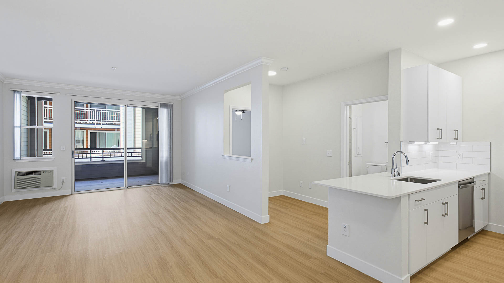 City Gate at Cupertino Apartments 9 of 12