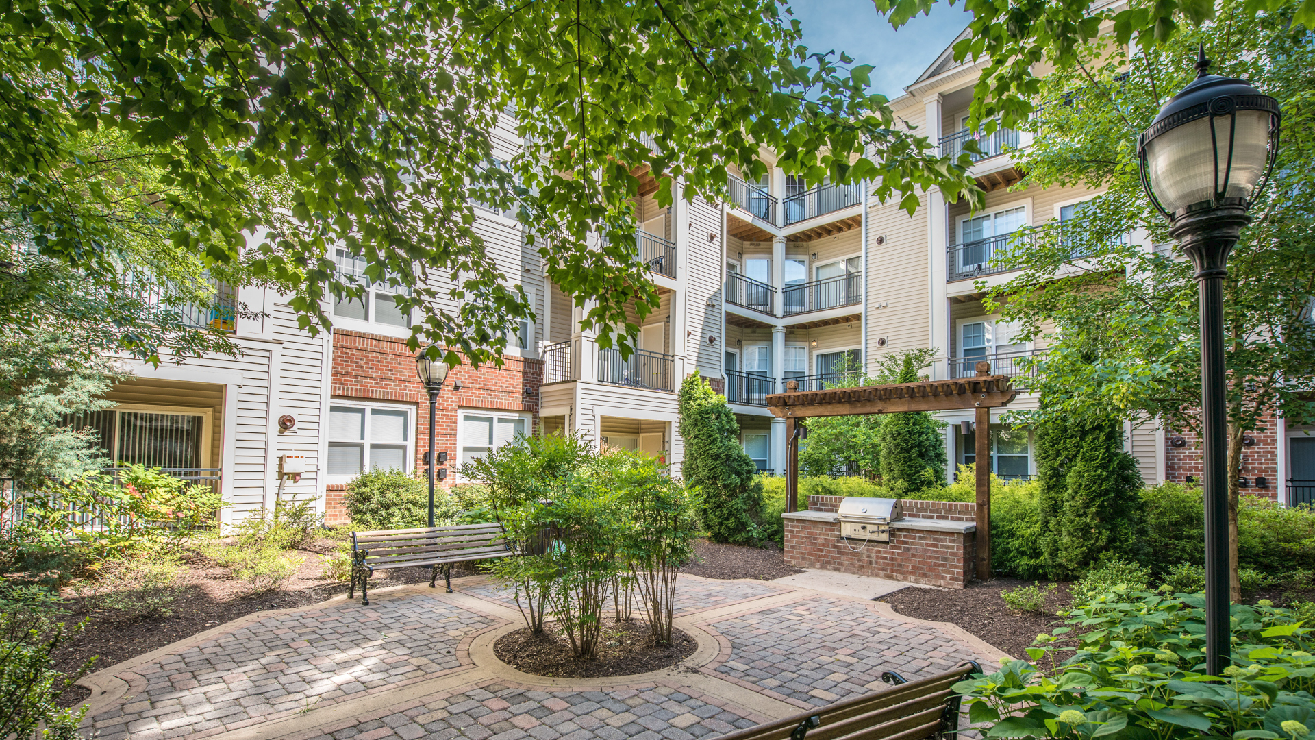 Courtyard at Fairchase Apartments (2 of 2)