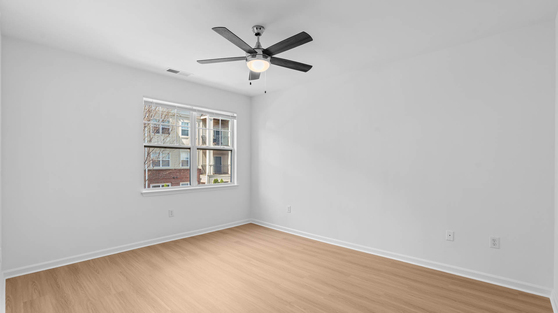 Fairchase Apartments 4 of 8