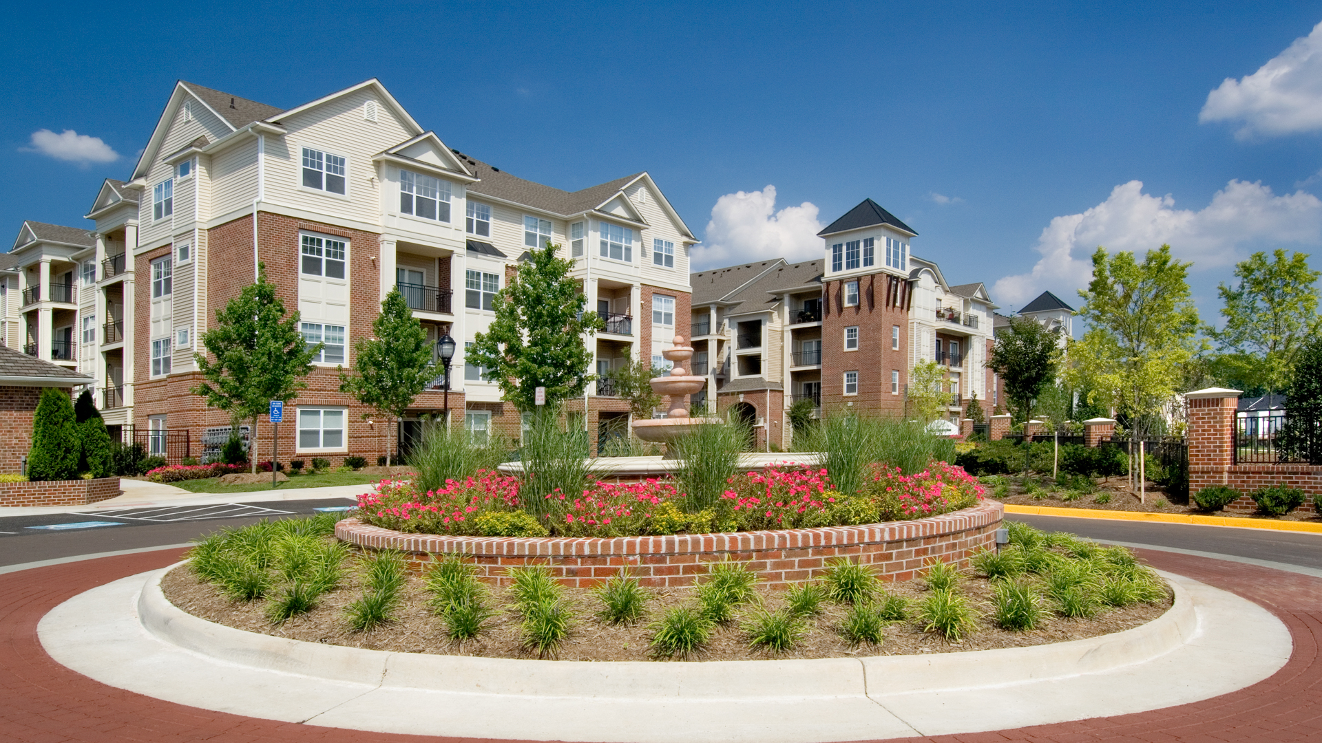 Fairchase Apartments 5 of 12