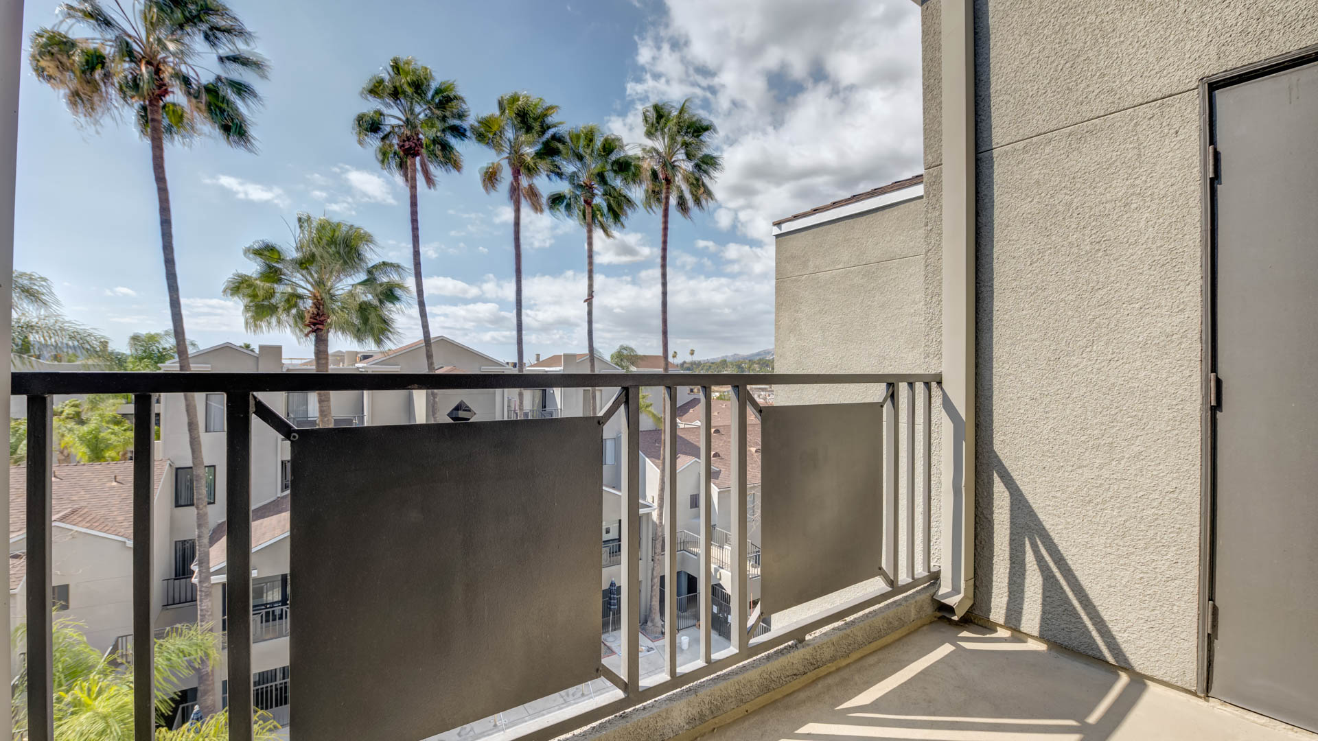 Prado Apartments 16 of 33