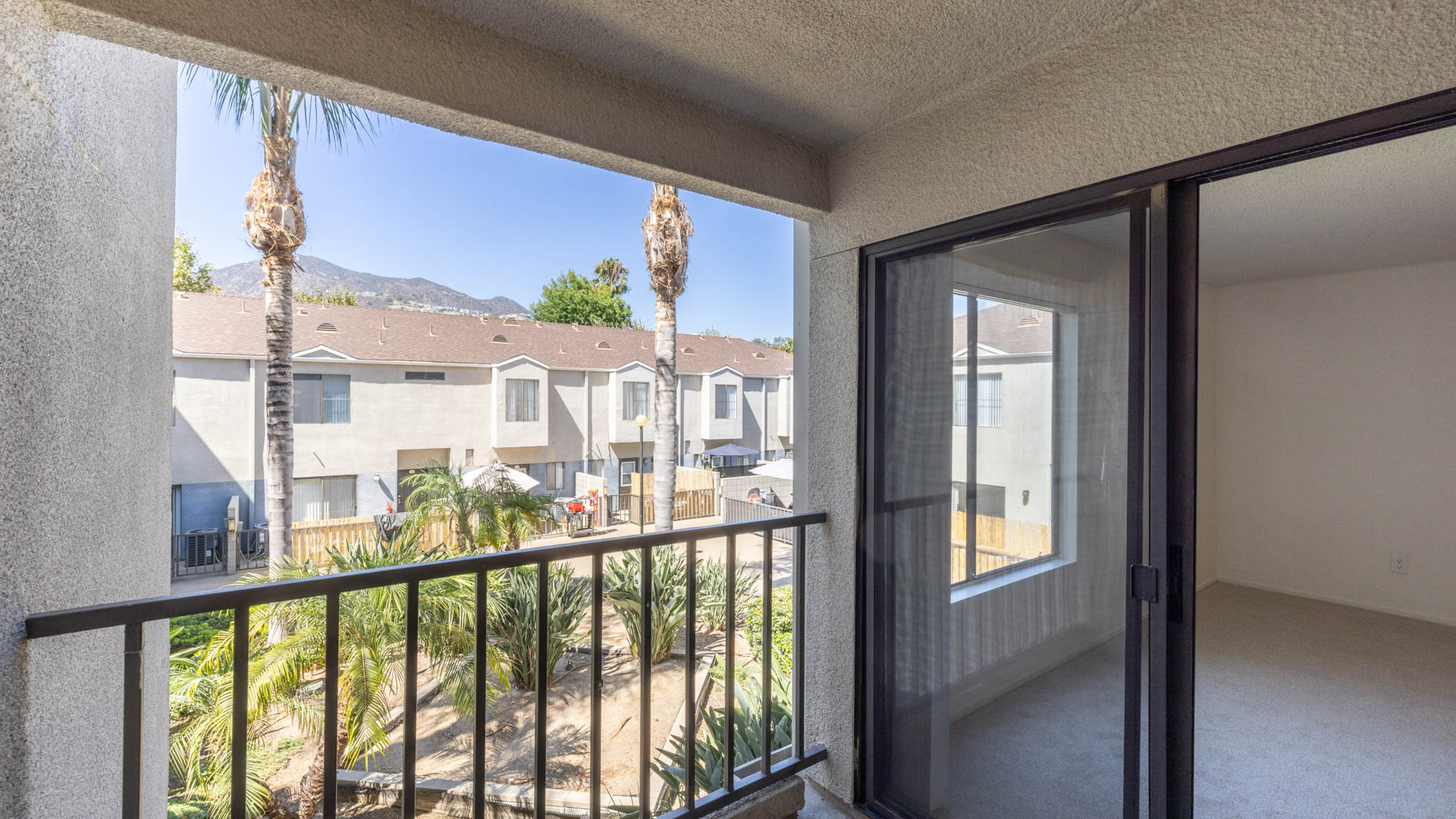 Prado Apartments 15 of 33