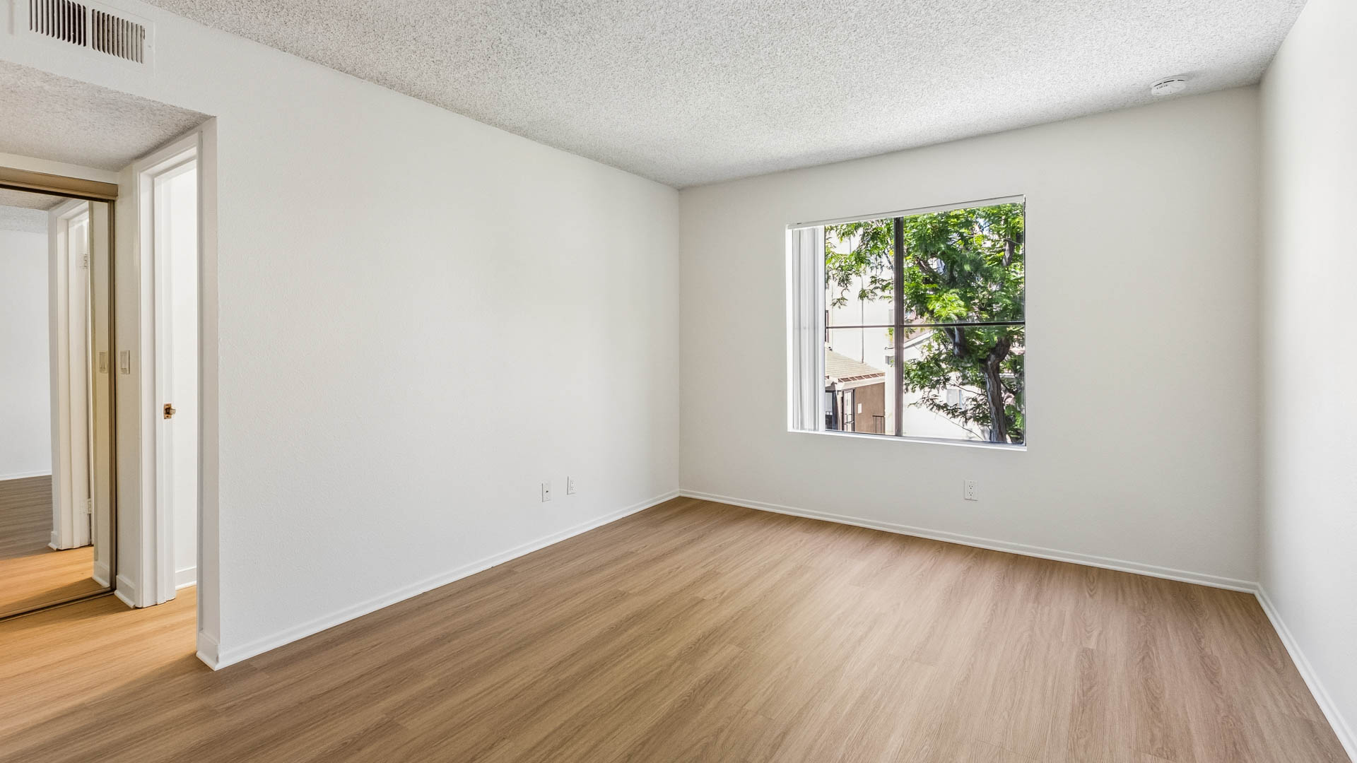 Prado Apartments 20 of 33