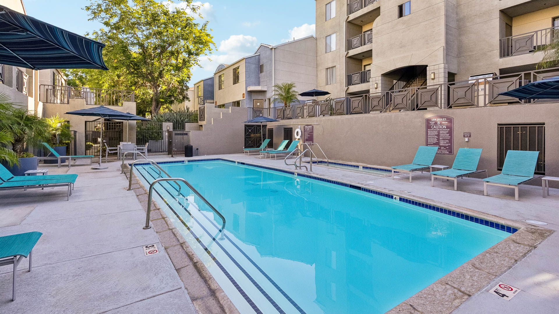 Pool at Prado Apartments (2 of 6)