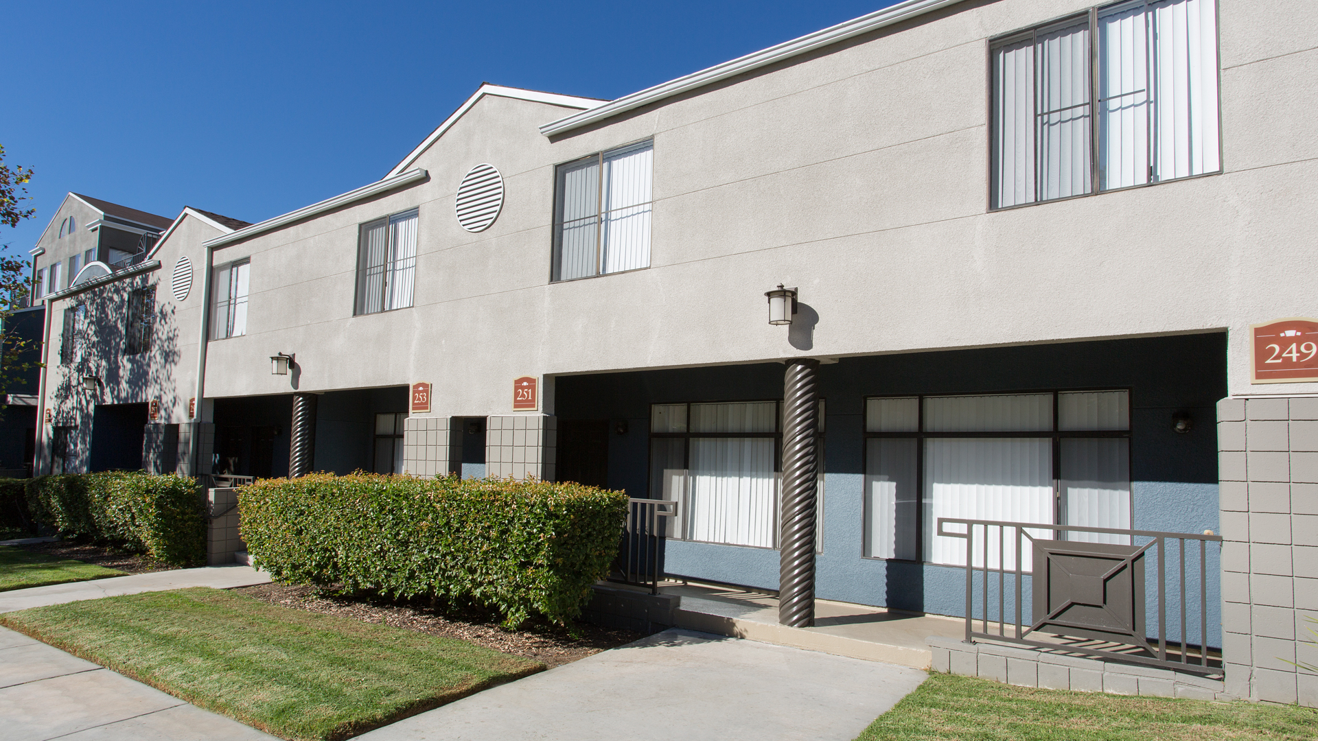 Prado Apartments 3 of 12
