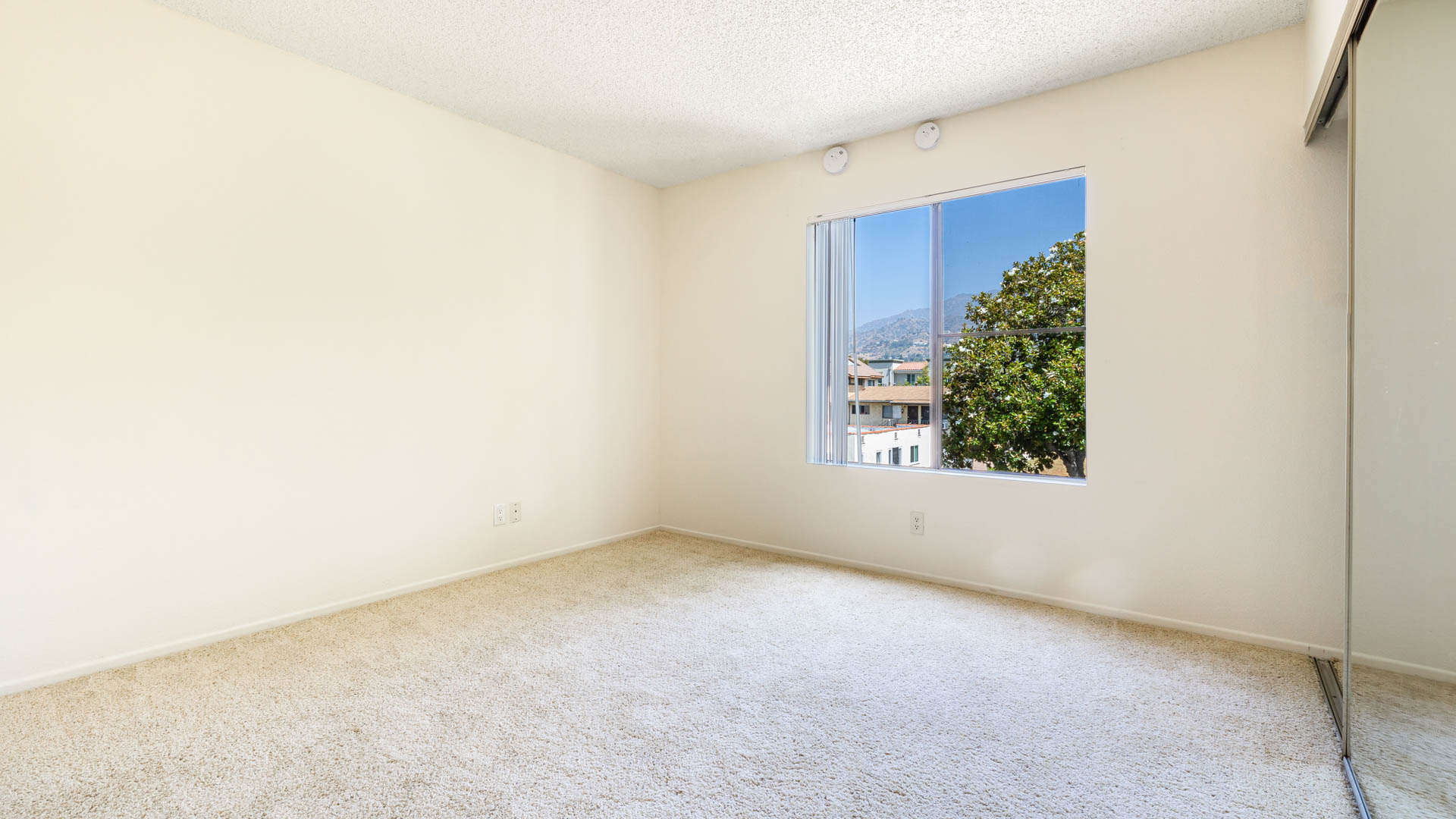 Prado Apartments 6 of 11