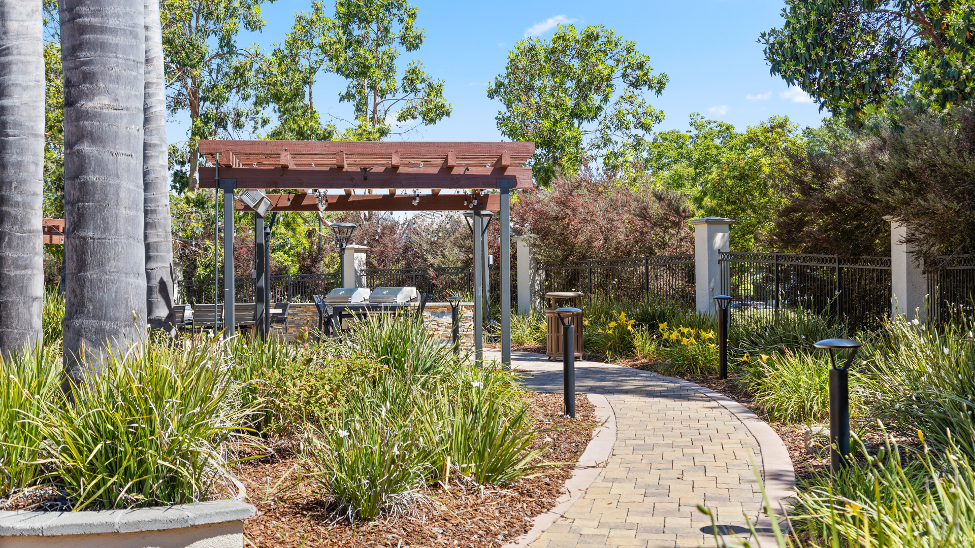 Grill area at Park Place at San Mateo Apartments (1 of 2)