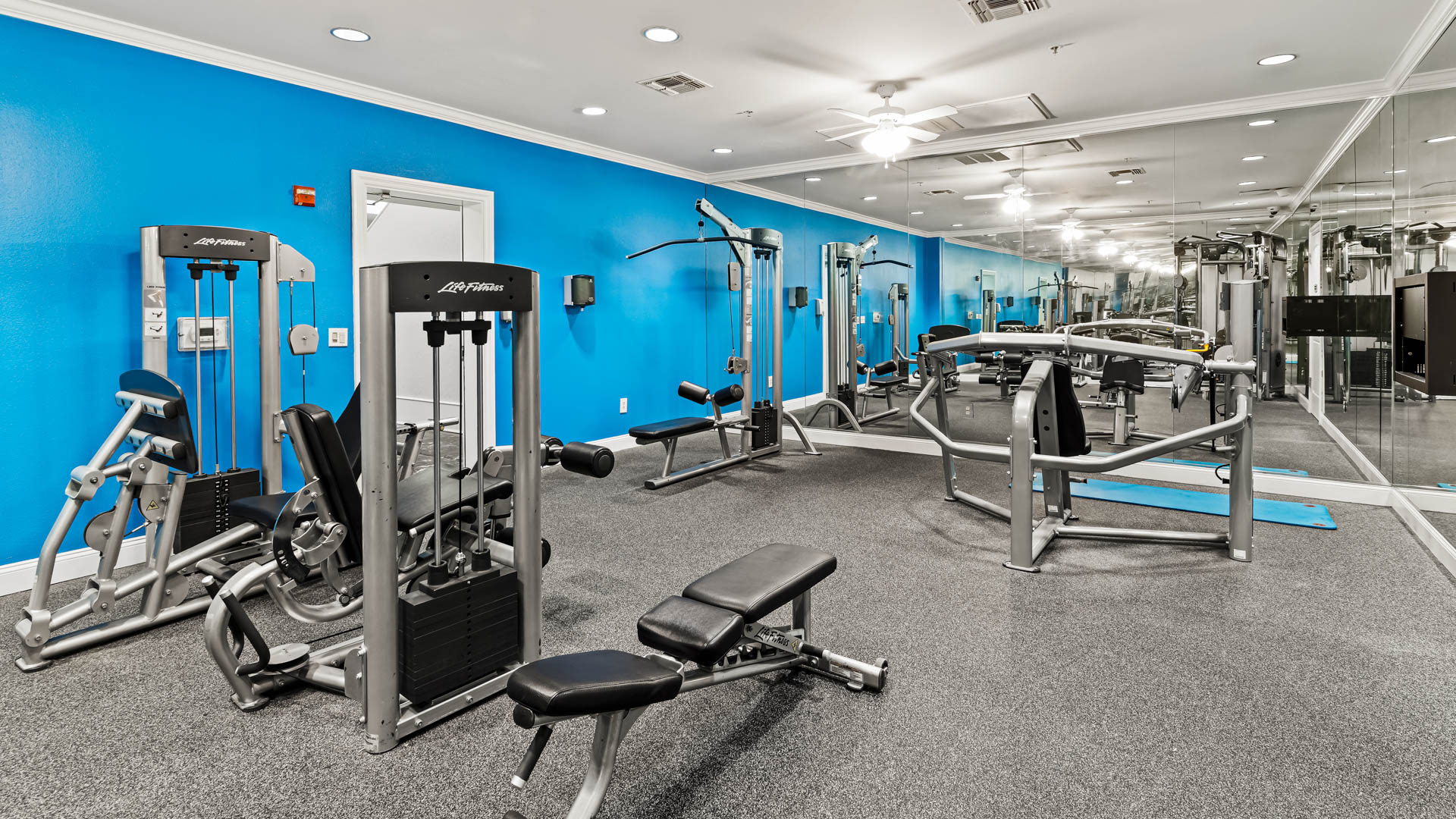 Gym at Park Place at San Mateo Apartments (2 of 2)