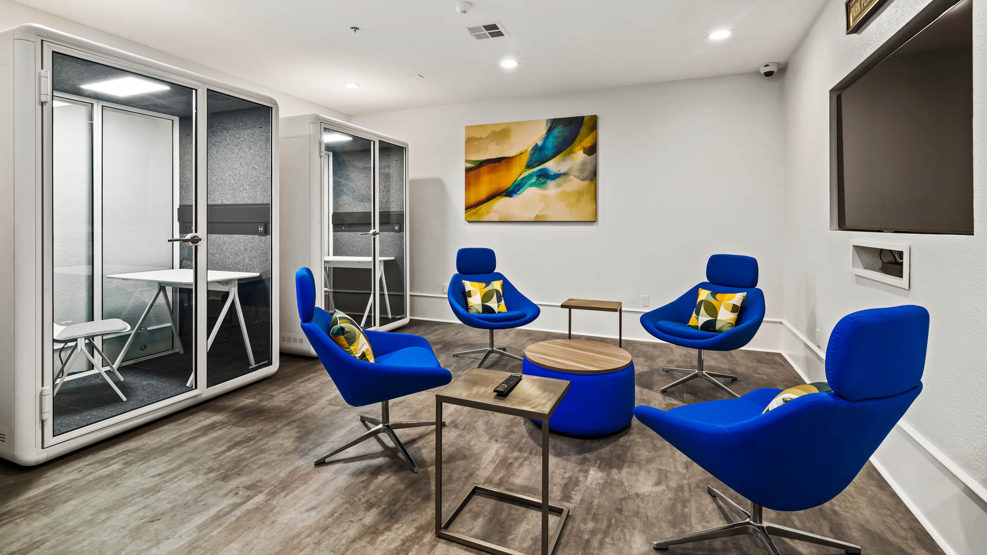 Work space at Park Place at San Mateo Apartments (3 of 3)