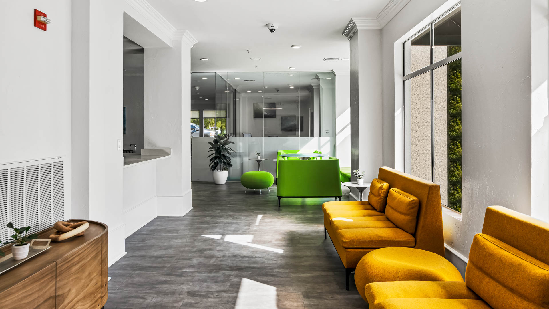 Lounge at Park Place at San Mateo Apartments