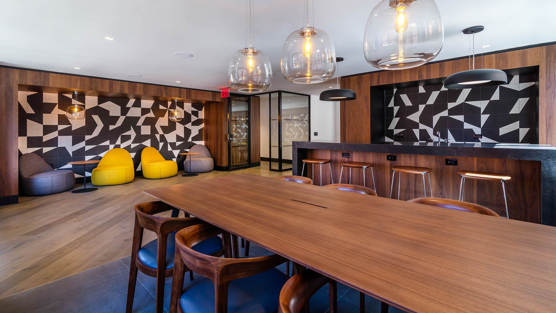 Lounge at 303 East 83rd Apartments (2 of 4)