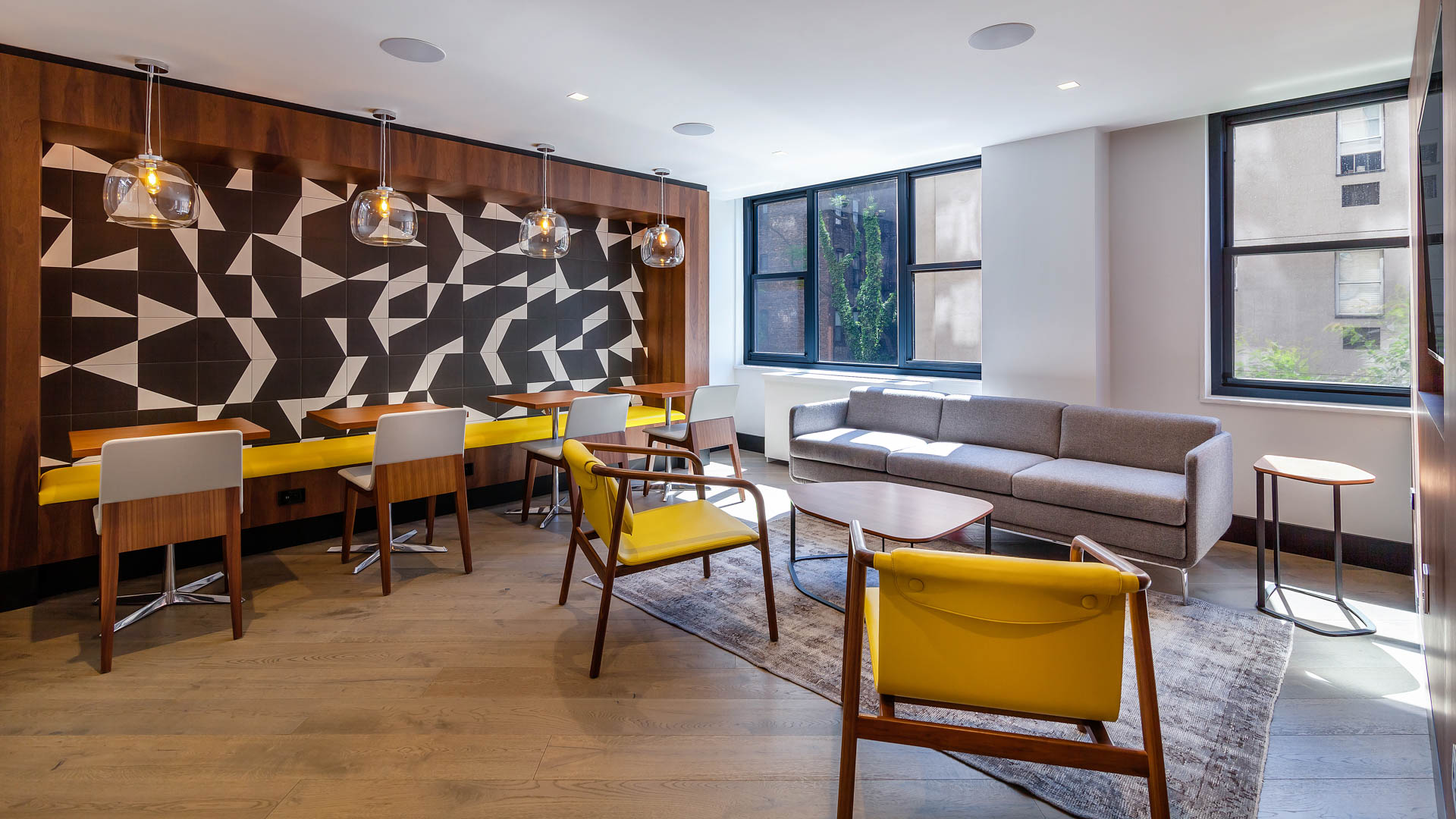 Lounge at 303 East 83rd Apartments (4 of 4)