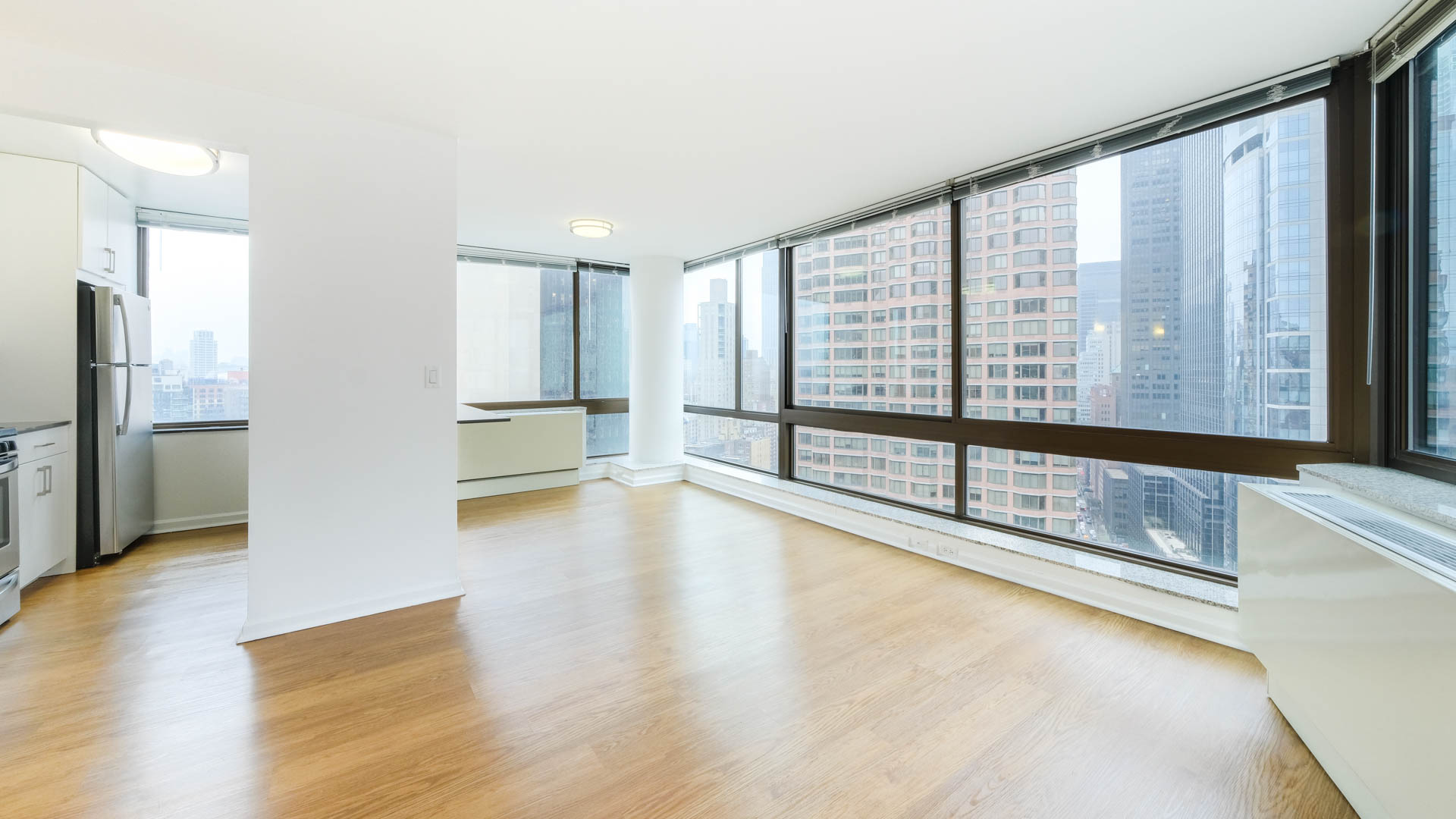 300 East 39th Apartments 10 of 12